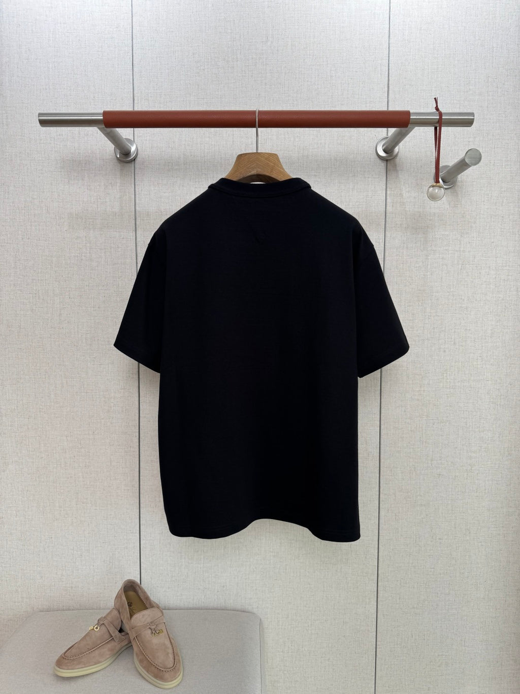 Dior – Schwarzes T-Shirt mit gemusterter Einstecktasche und Brusttasche