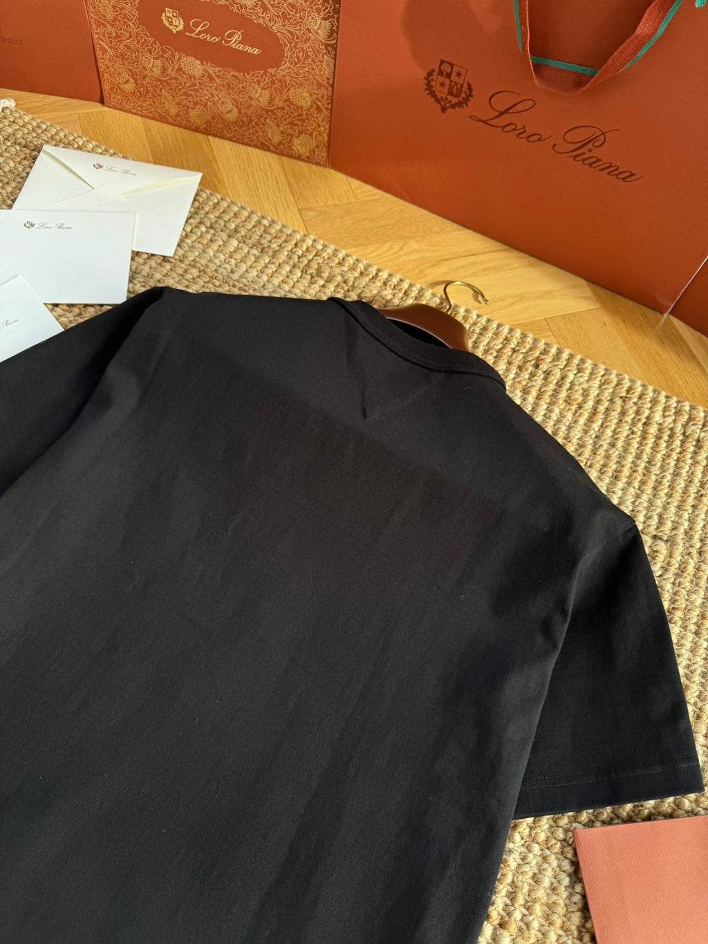 Dior – Schwarzes T-Shirt mit gemusterter Einstecktasche und Brusttasche