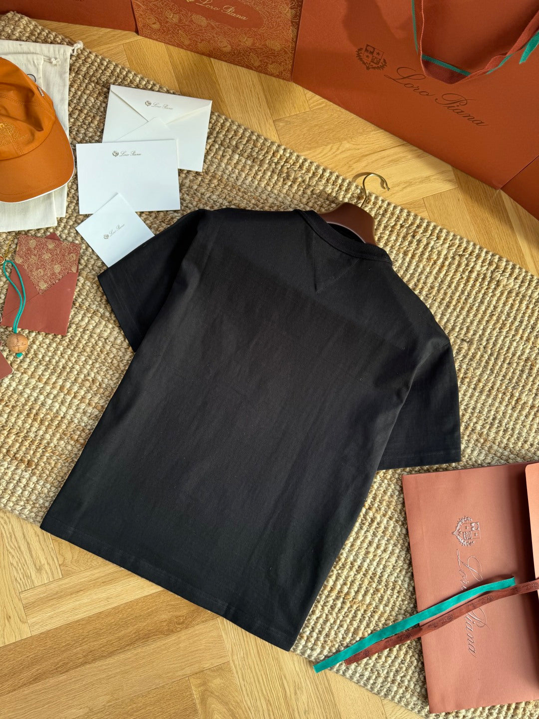 Dior – Schwarzes T-Shirt mit gemusterter Einstecktasche und Brusttasche