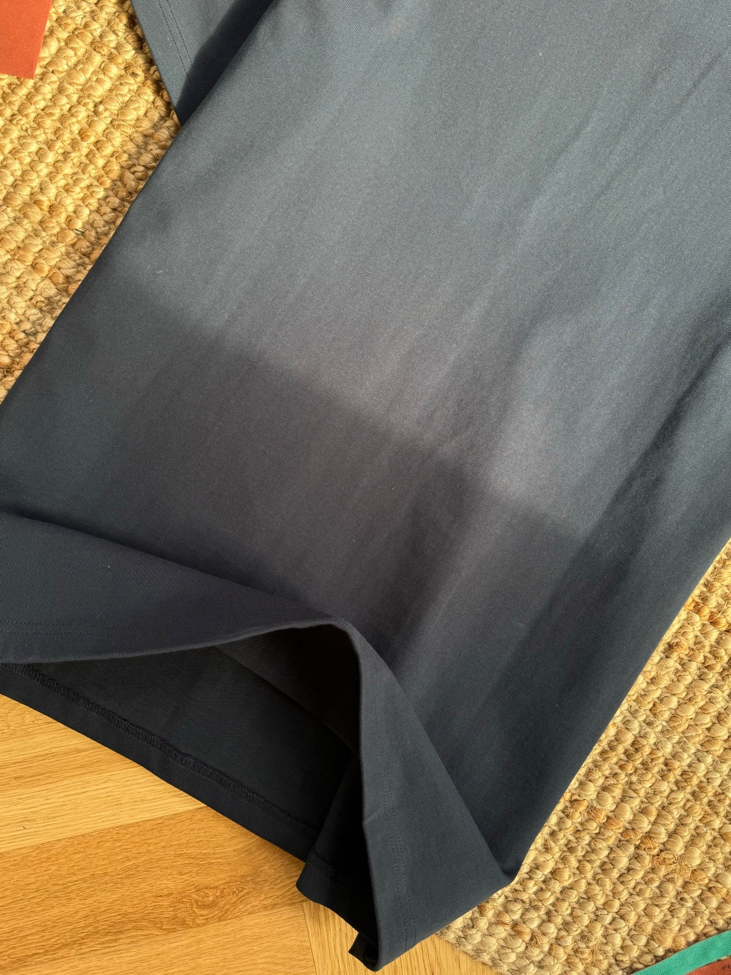 Dior – Navyblaues Polo mit weissem Kontrastkragen