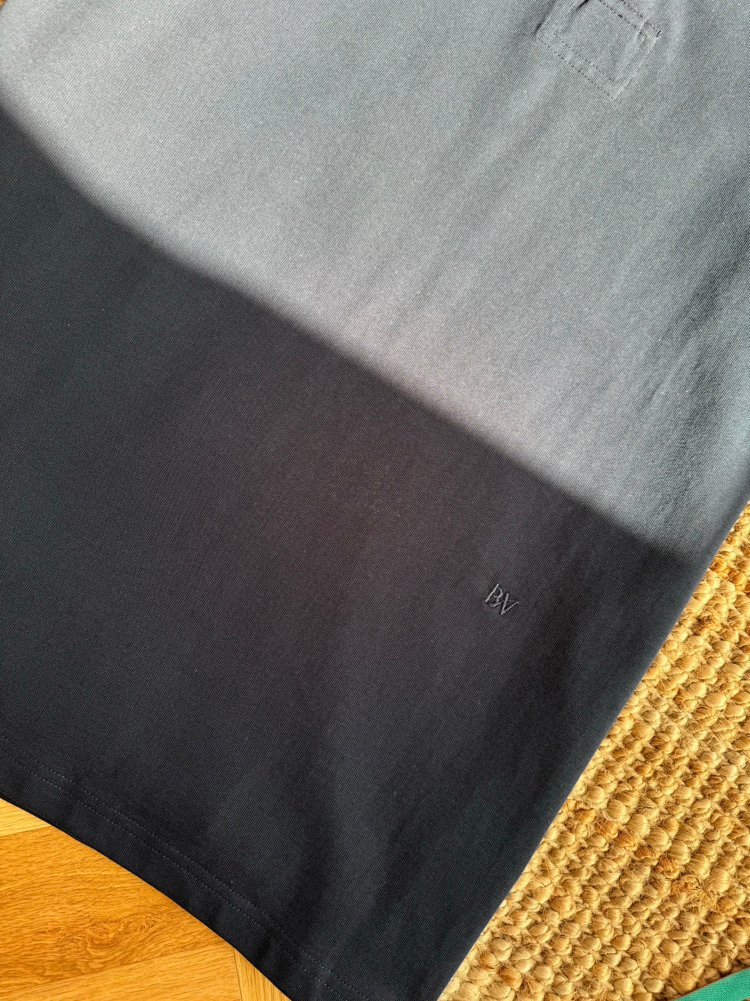 Dior – Navyblaues Polo mit weissem Kontrastkragen