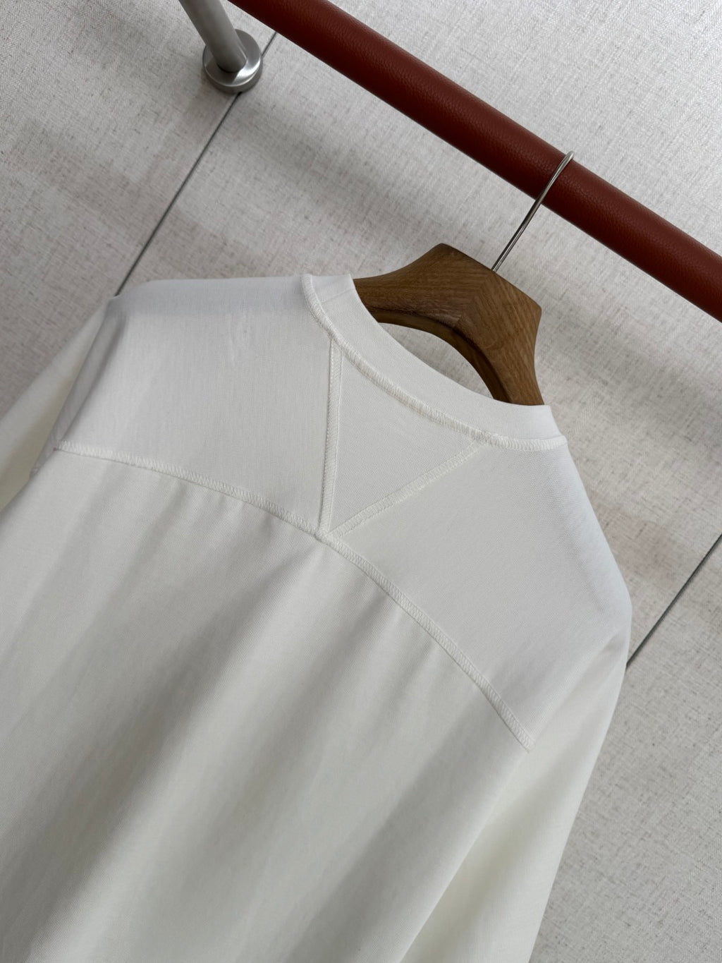 Dior – Weisses T-Shirt aus Baumwolle mit Brusttasche