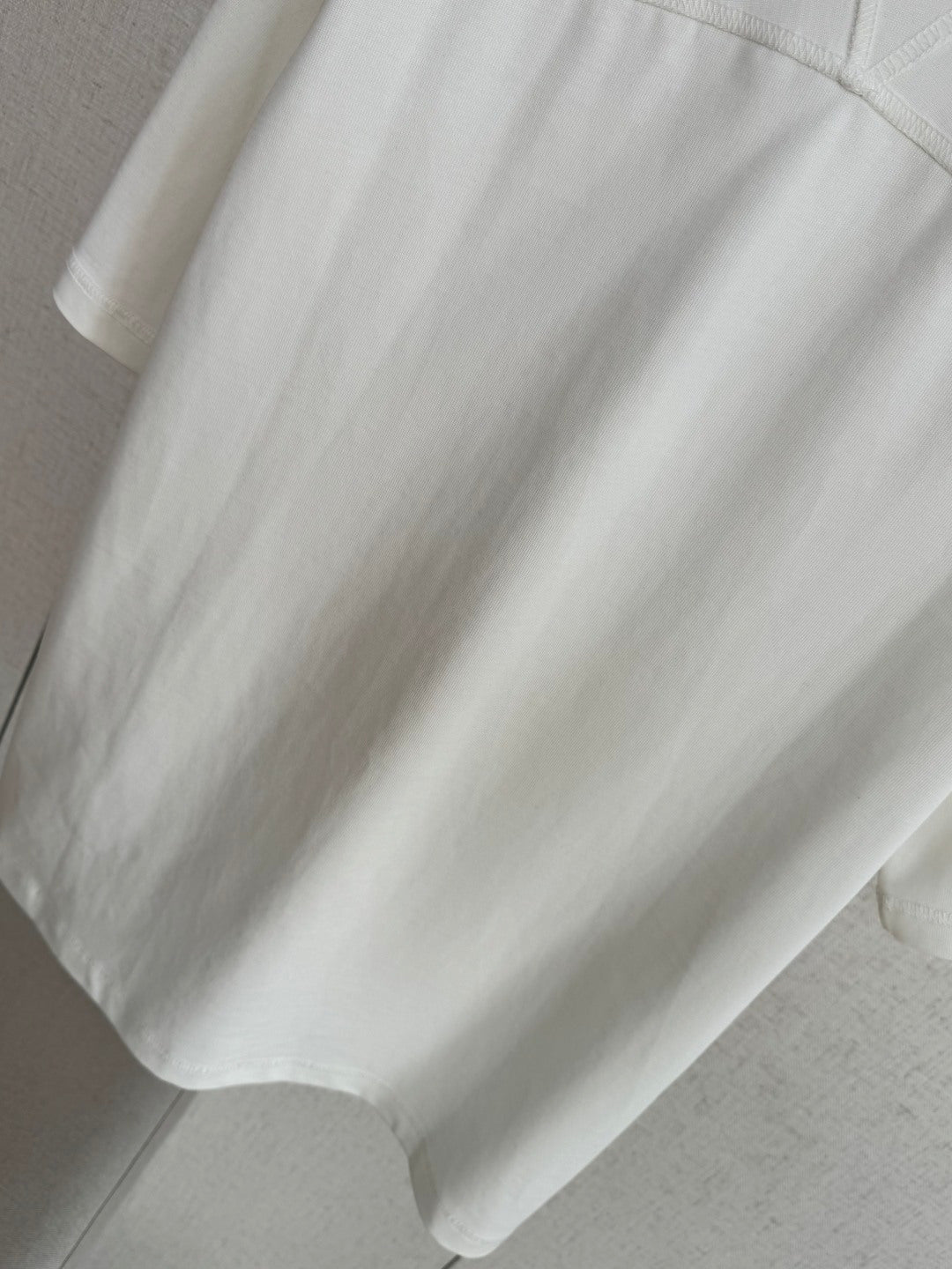 Dior – Weisses T-Shirt aus Baumwolle mit Brusttasche