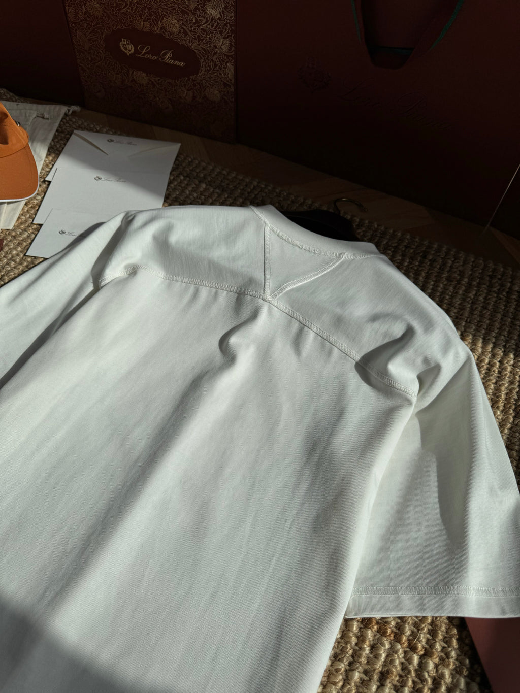 Dior – Weisses T-Shirt aus Baumwolle mit Brusttasche