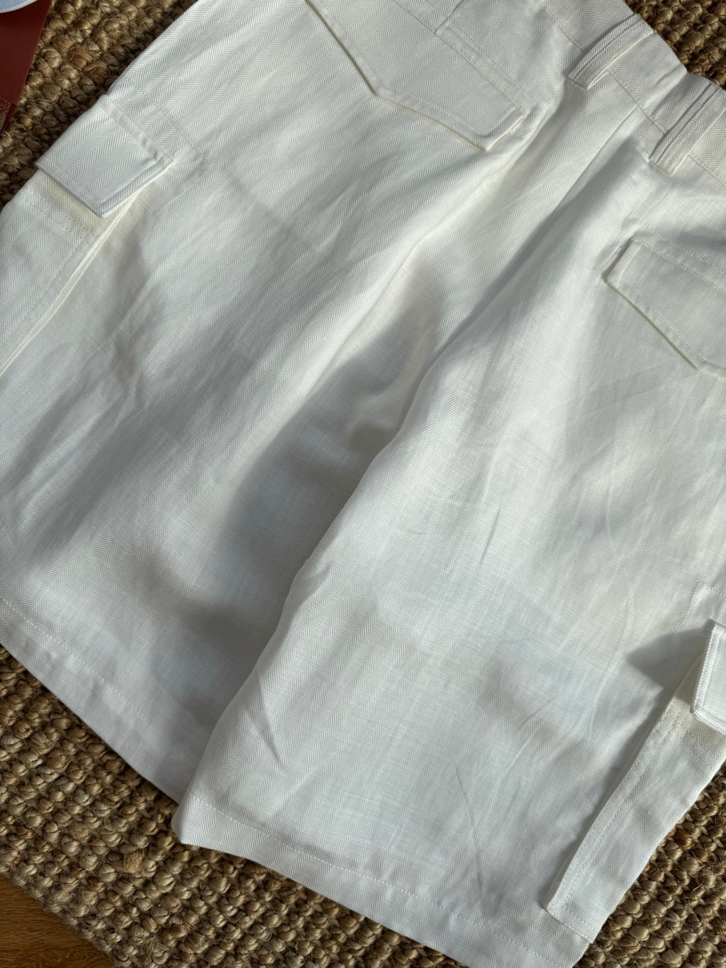 Brunello Cucinelli Cargo-Shorts in Weiß aus leichtem Stoff