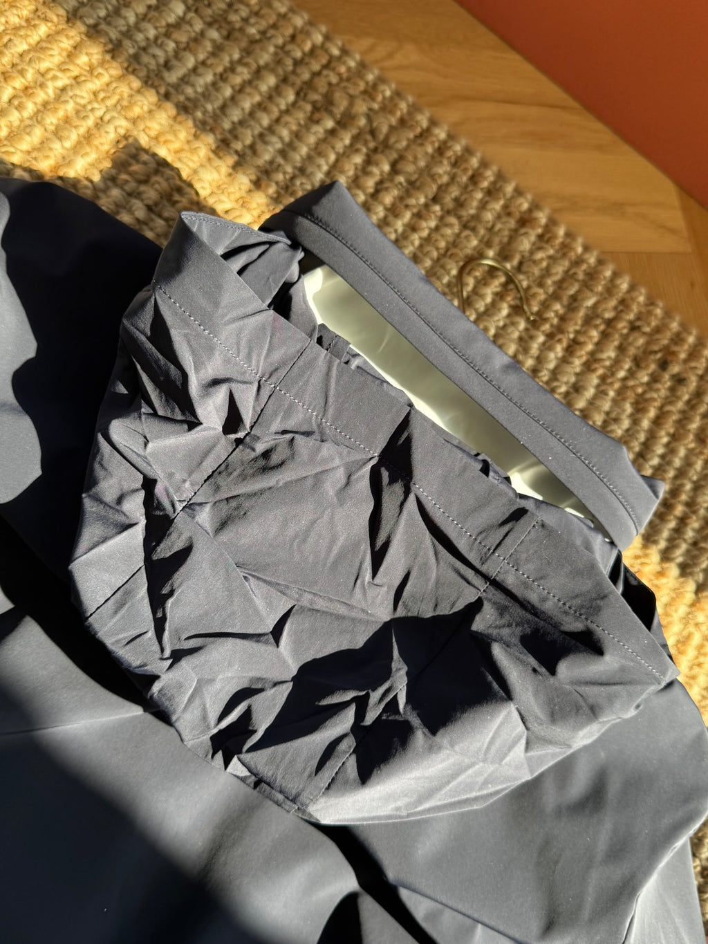 Brunello Cucinelli Dunkelblaue Herren-Stehkragenjacke – Leichte Übergangsjacke