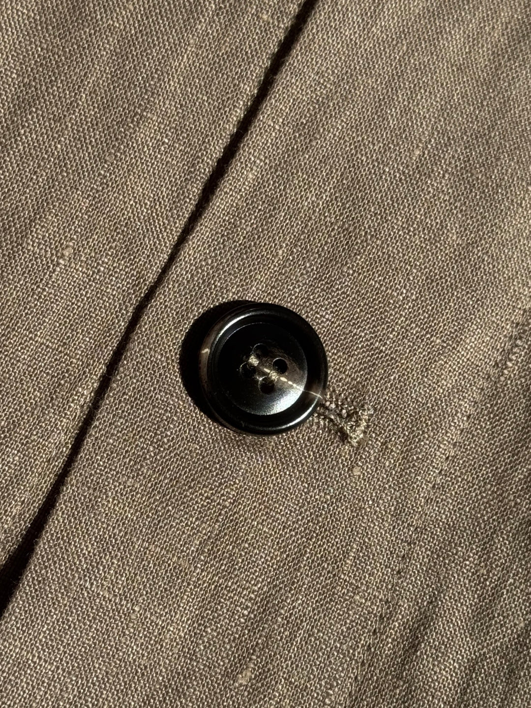 Brunello Cucinelli Hemd in Braun aus leichtem Stoff mit vier Fronttaschen