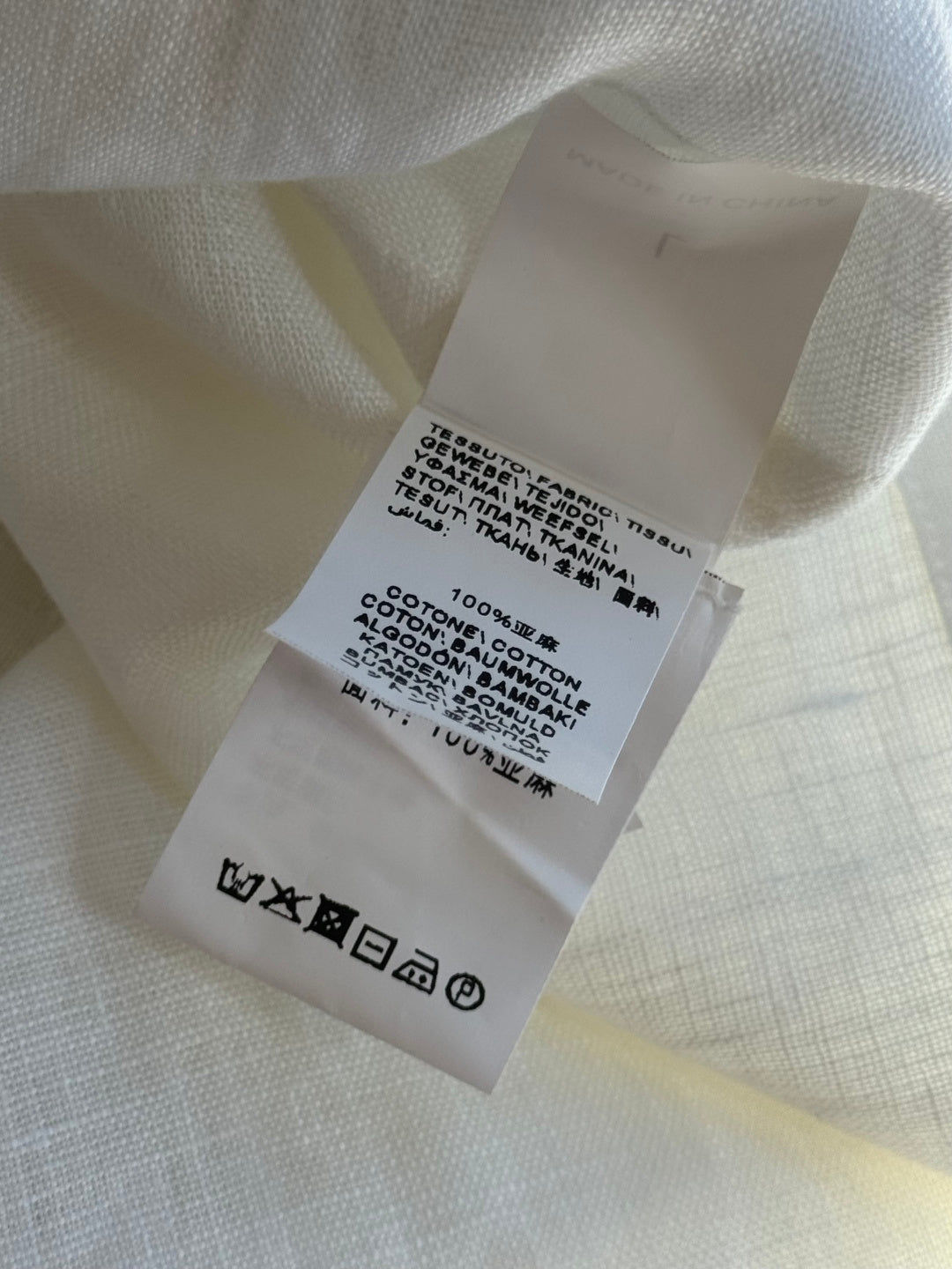 Brunello Cucinelli Hemd in Weiß aus leichtem Stoff mit vier Fronttaschen und Kontrastknöpfen