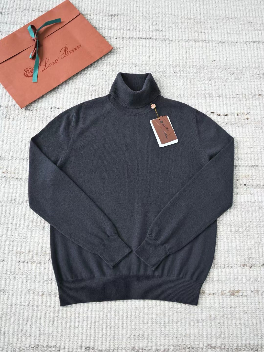 Sweater - Darkgrey