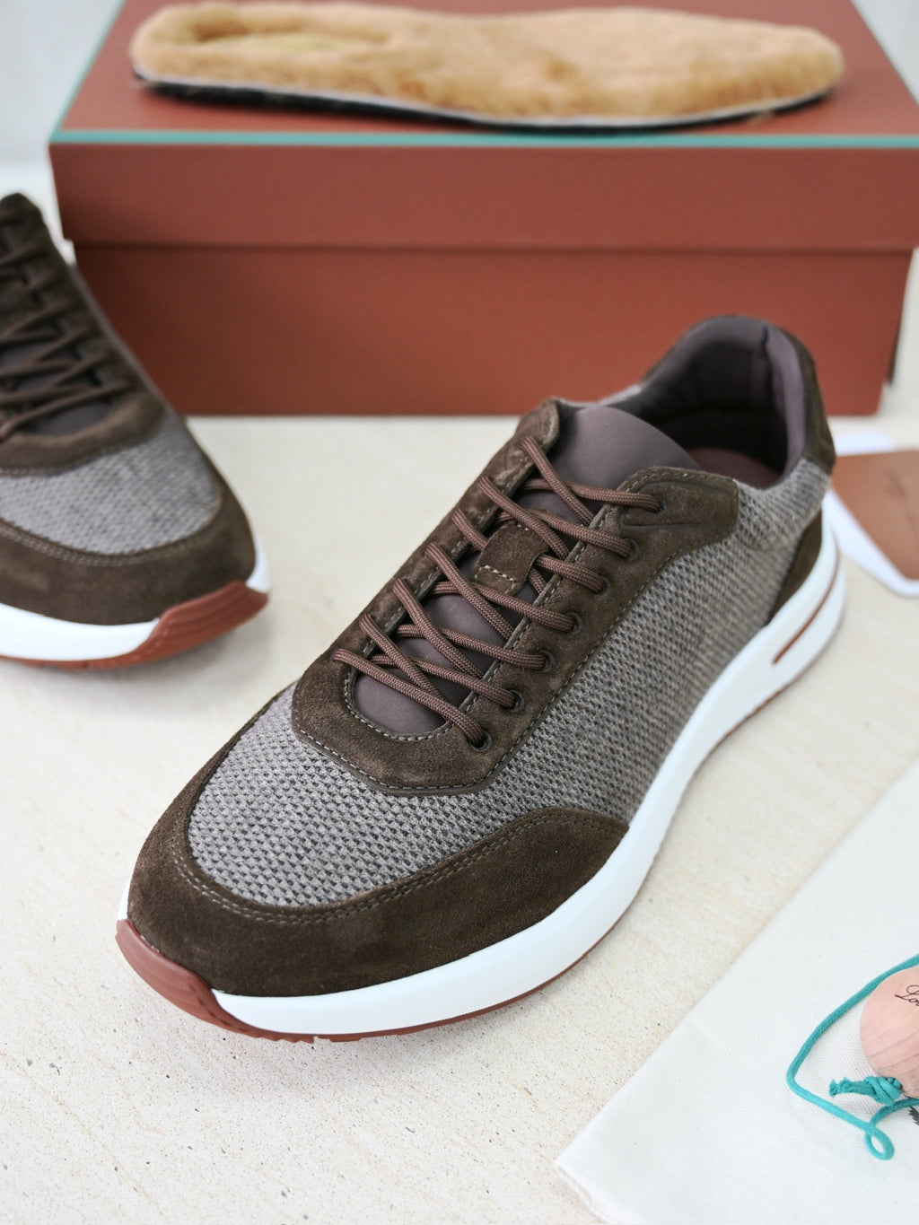 Sneaker - GreyBrown
