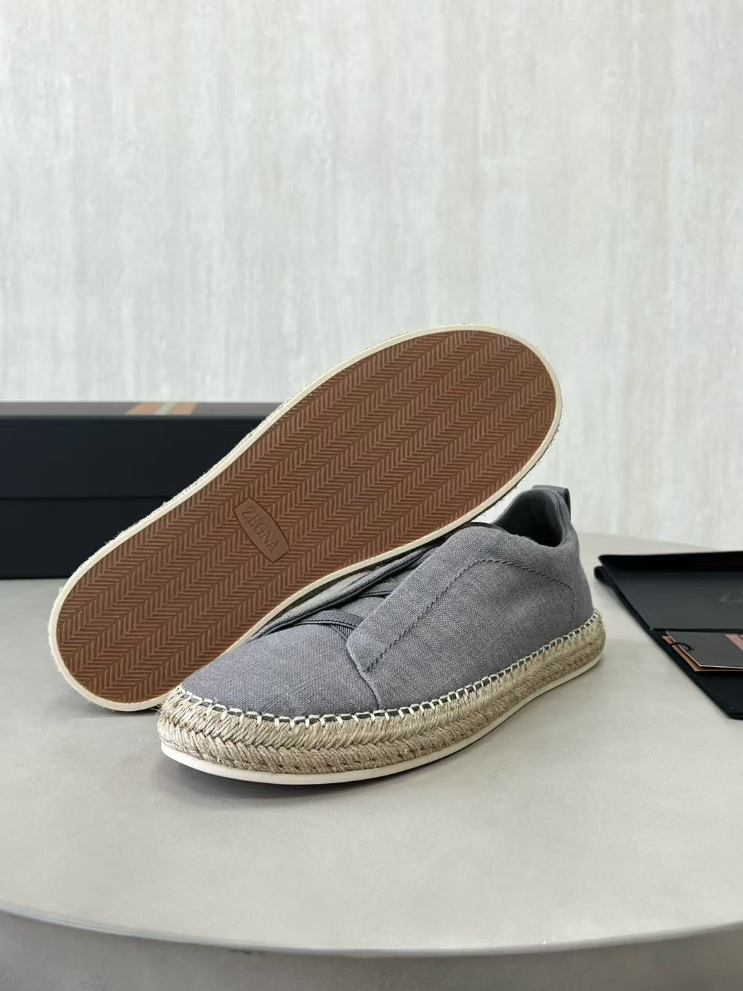 ZEGNA Espadrille Sneaker aus Canvas – Leichte Sommerschuhe in Grau