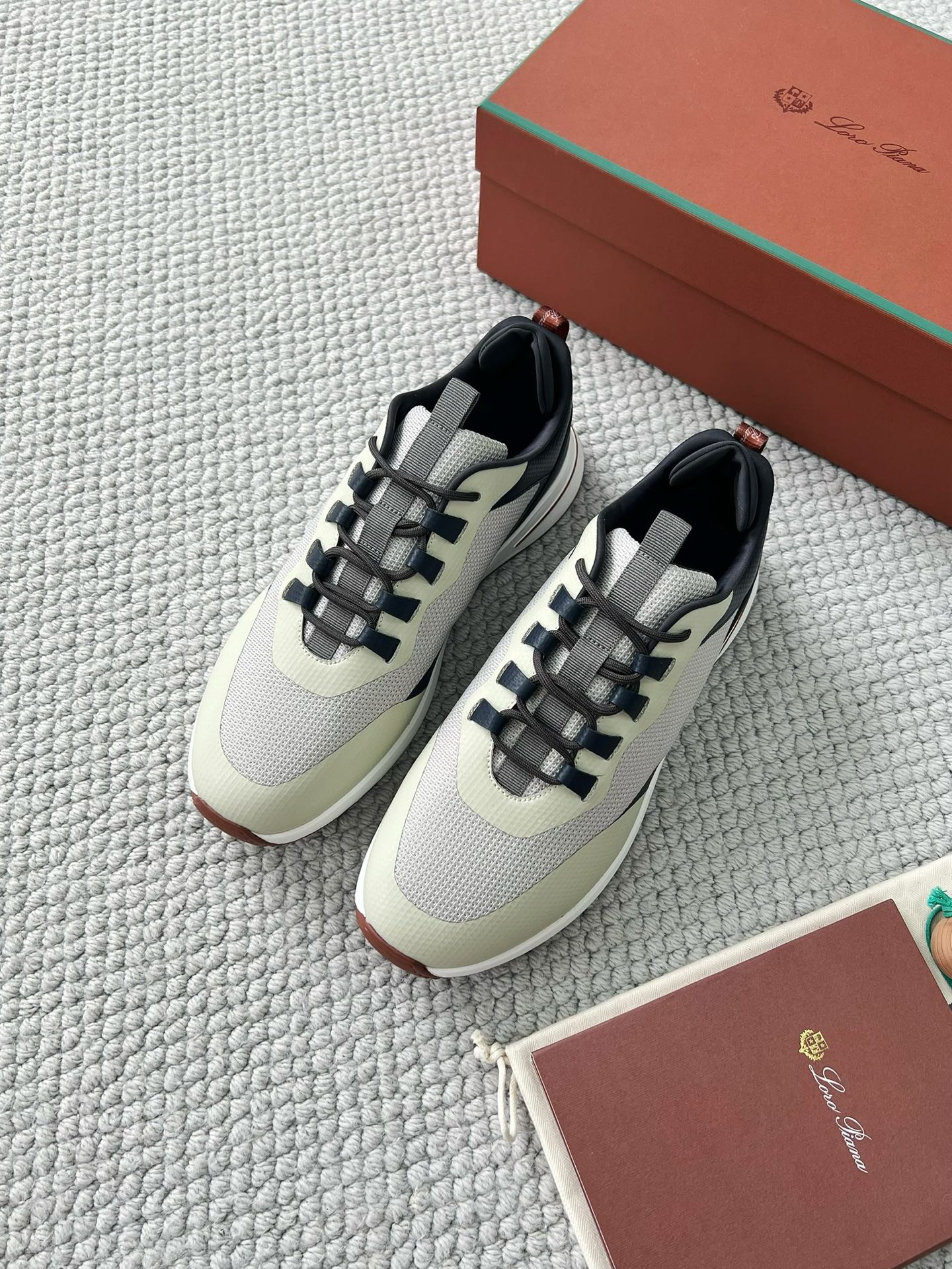 Loro Piana Herren Sneaker Beige/Grau/Marine – Premium Mesh & Leder