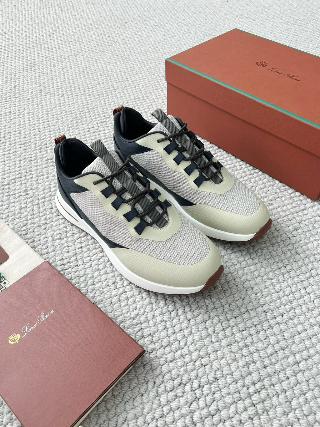 Loro Piana Herren Sneaker Beige/Grau/Marine – Premium Mesh & Leder