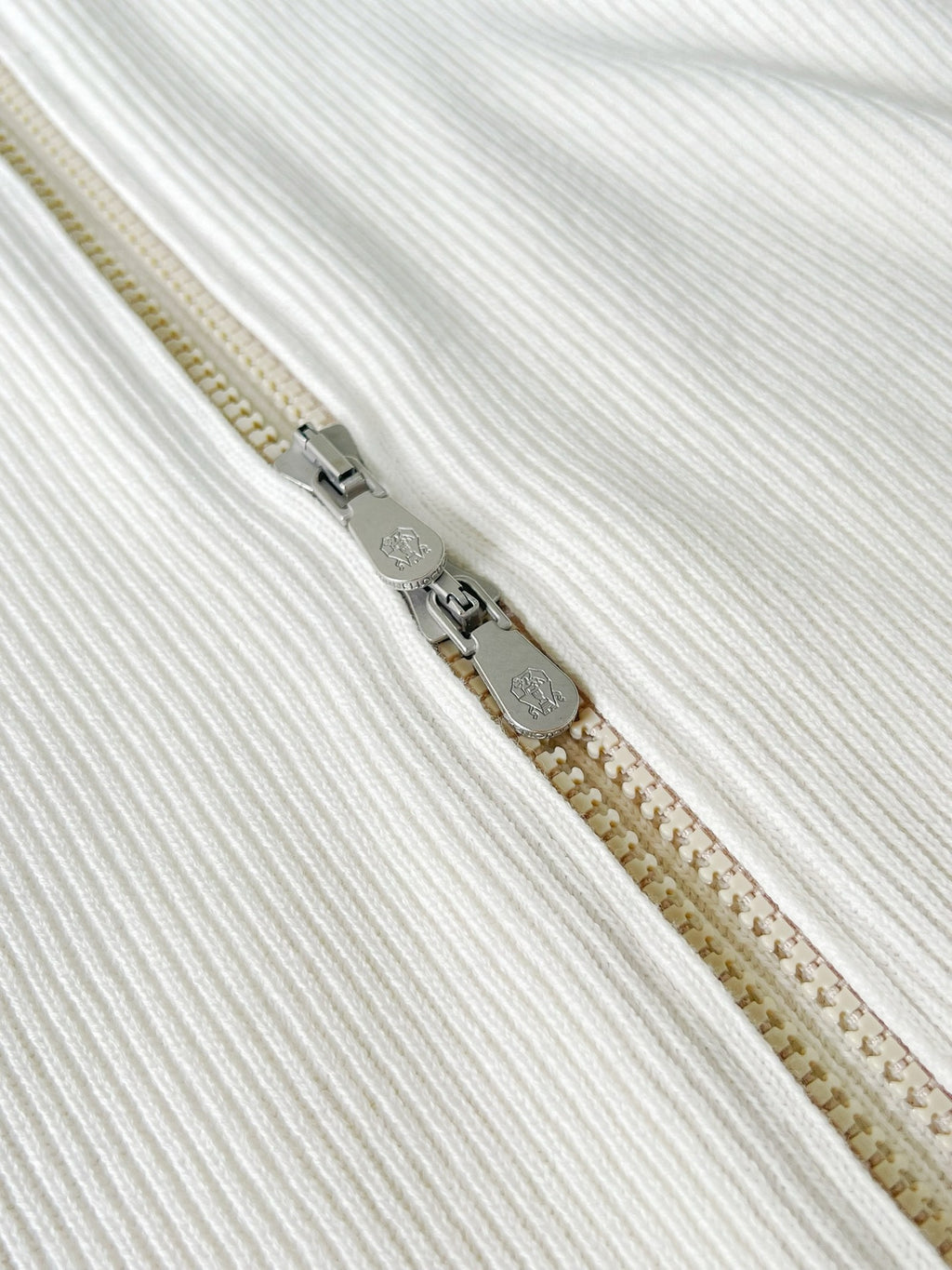 Brunello Cucinelli Herren-Strickjacke mit Zipper Weiss