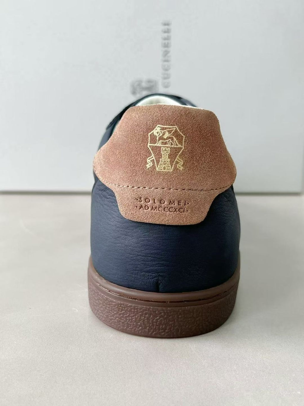 Brunello Cucinelli Leder-Sneaker für Herren  Dunkelblau mit Kontrastdetails