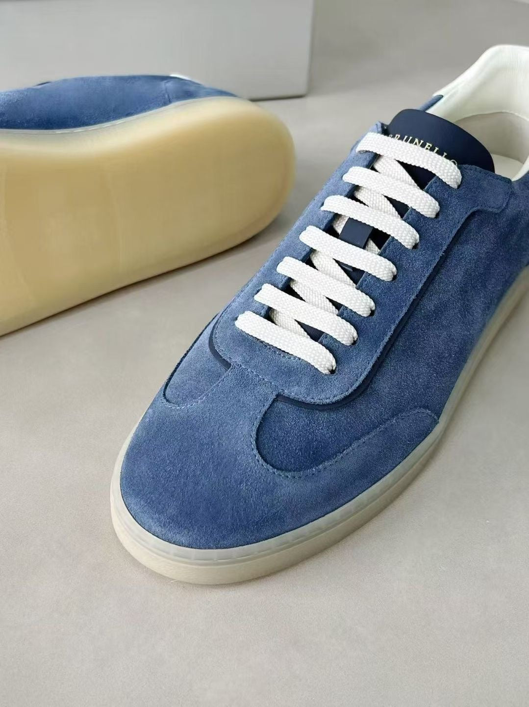 Brunello Cucinelli Herren-Sneaker aus Veloursleder Blau