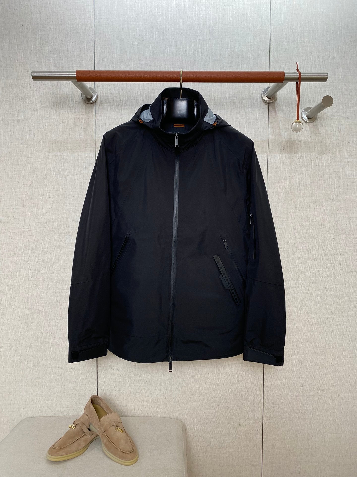 ZEGNA Waterproof Kapuzenjacke in Schwarz