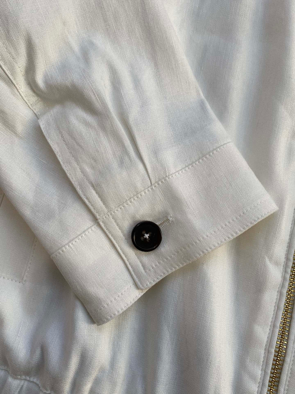 Brunello Cucinelli Weiße jacke – Leichte Übergangsjacke mit Hemdkragen