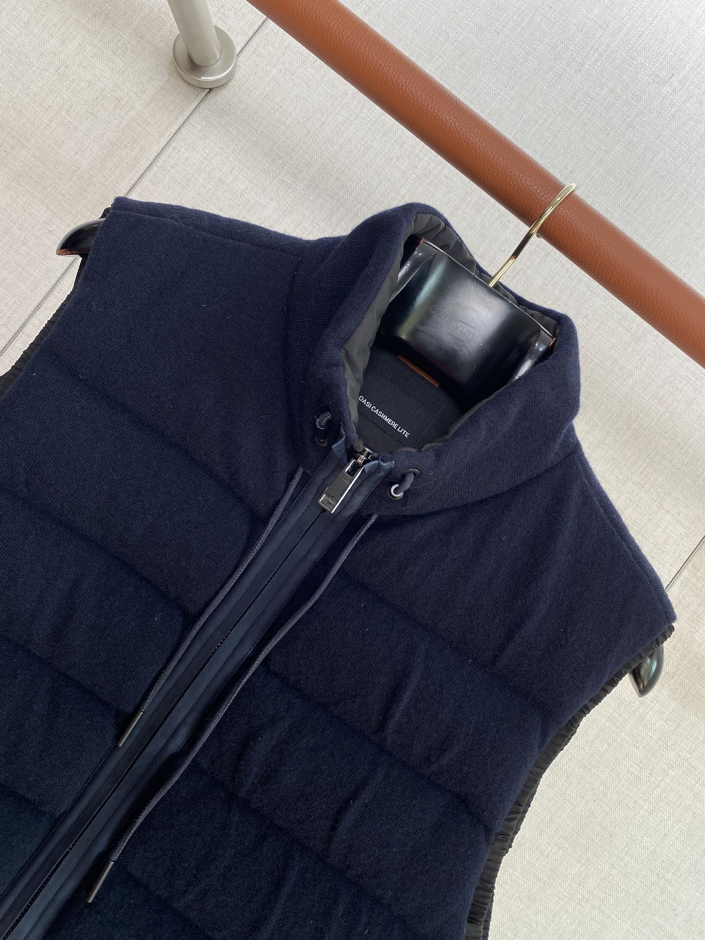 ZEGNA Gesteppte Herren-Daunenweste mit Zipper Marineblau