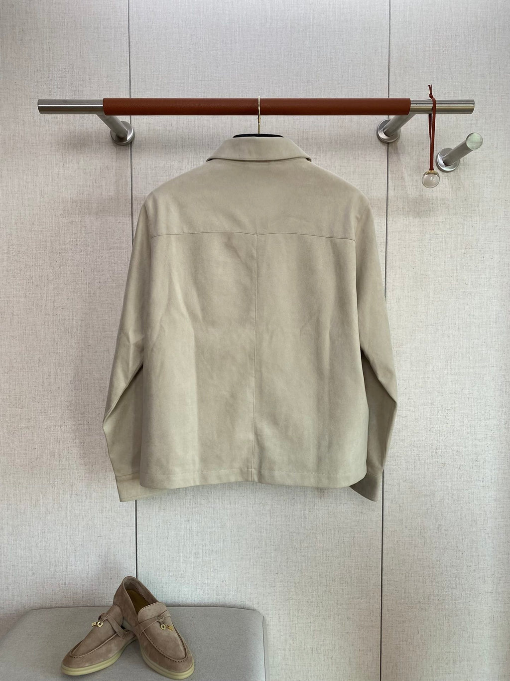 Loro Piana Beiges Herren Overshirt mit Knopfleiste und Brusttaschen