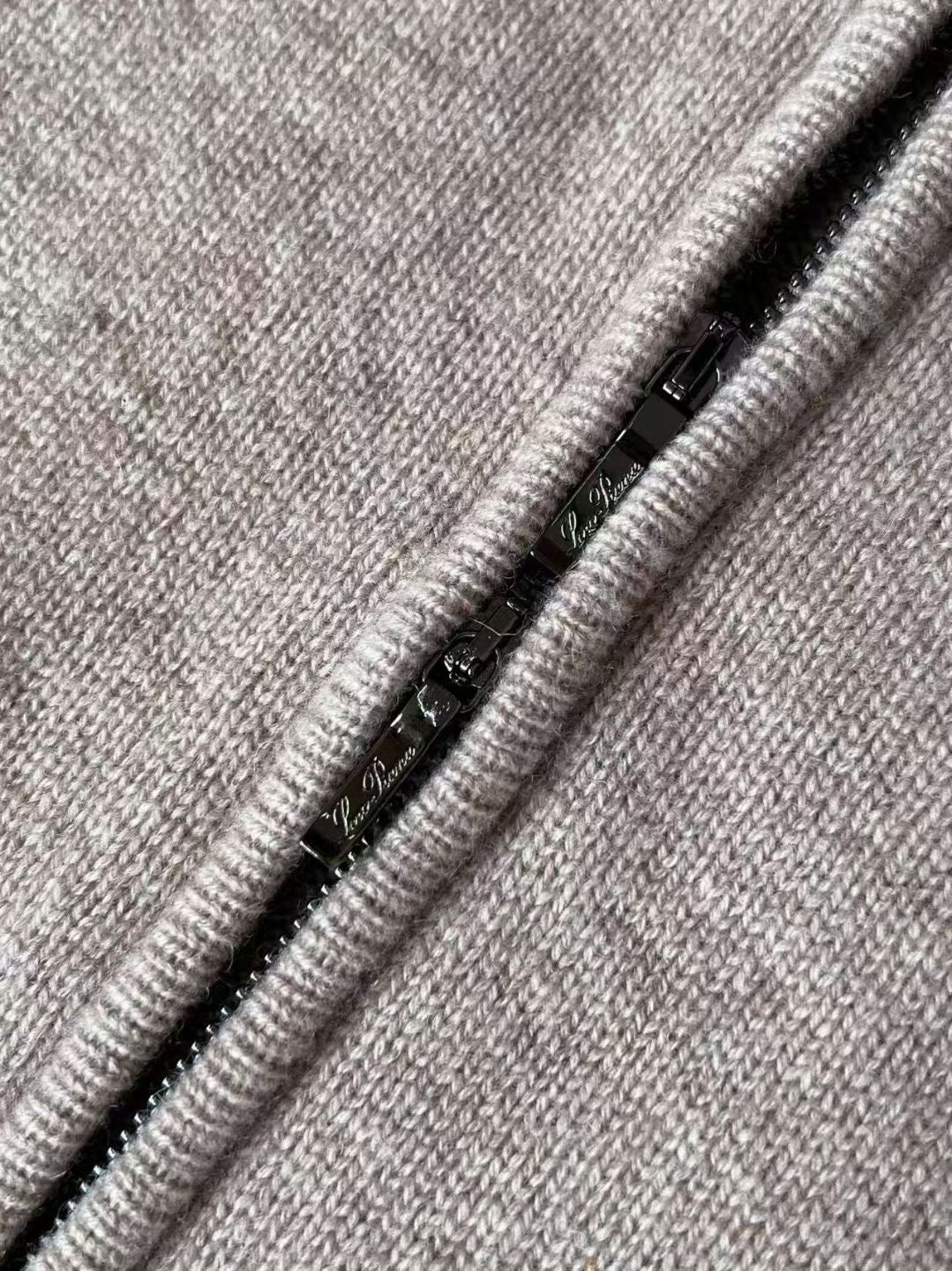 Loro Piana Herren-Strickjacke aus Kaschmir mit Reissverschluss Beige