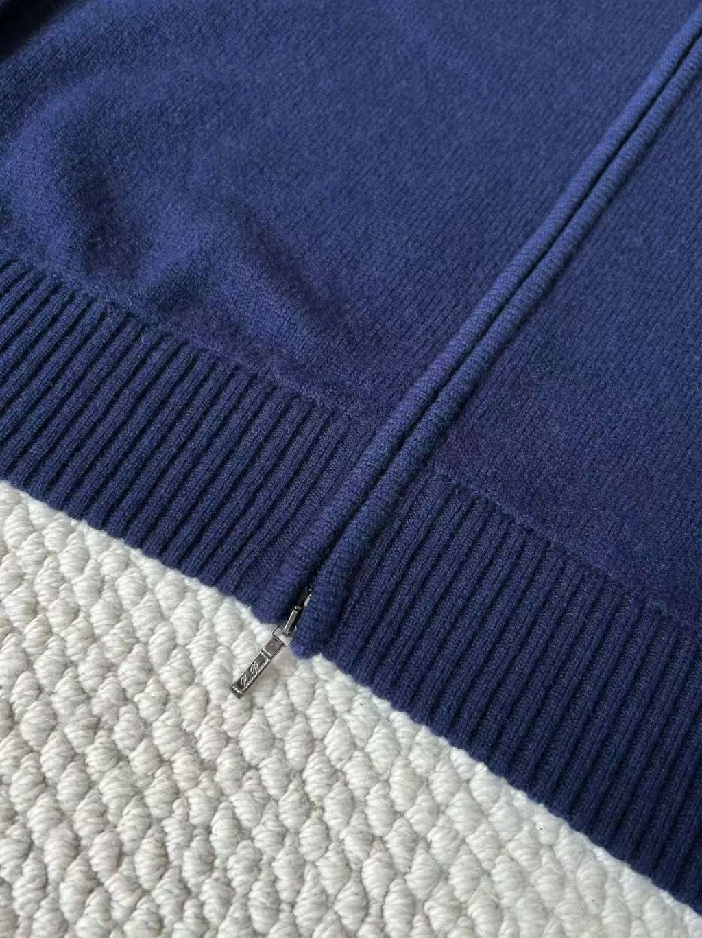 Loro Piana Baby Cashmere Strickjacke