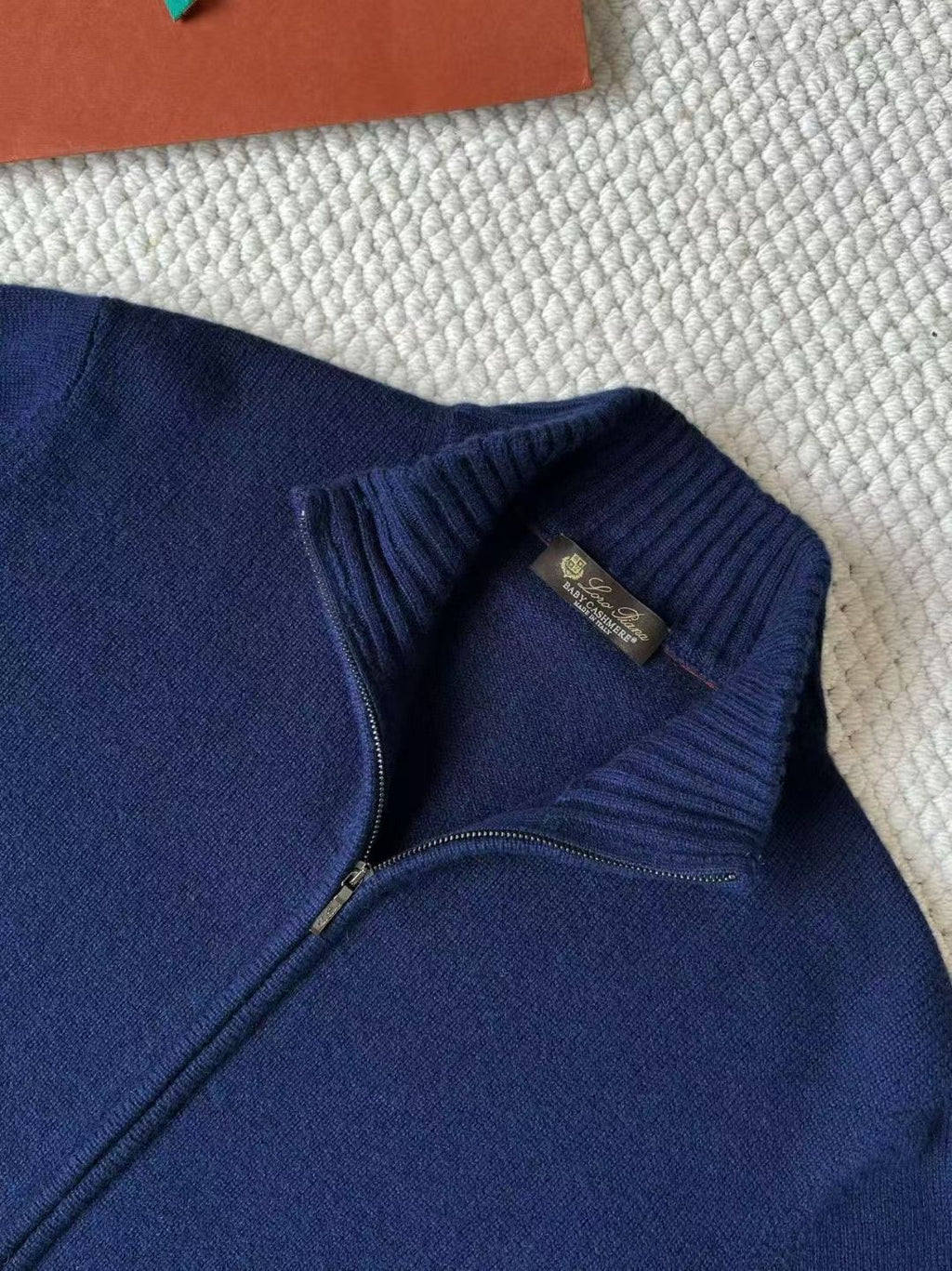 Loro Piana Baby Cashmere Strickjacke