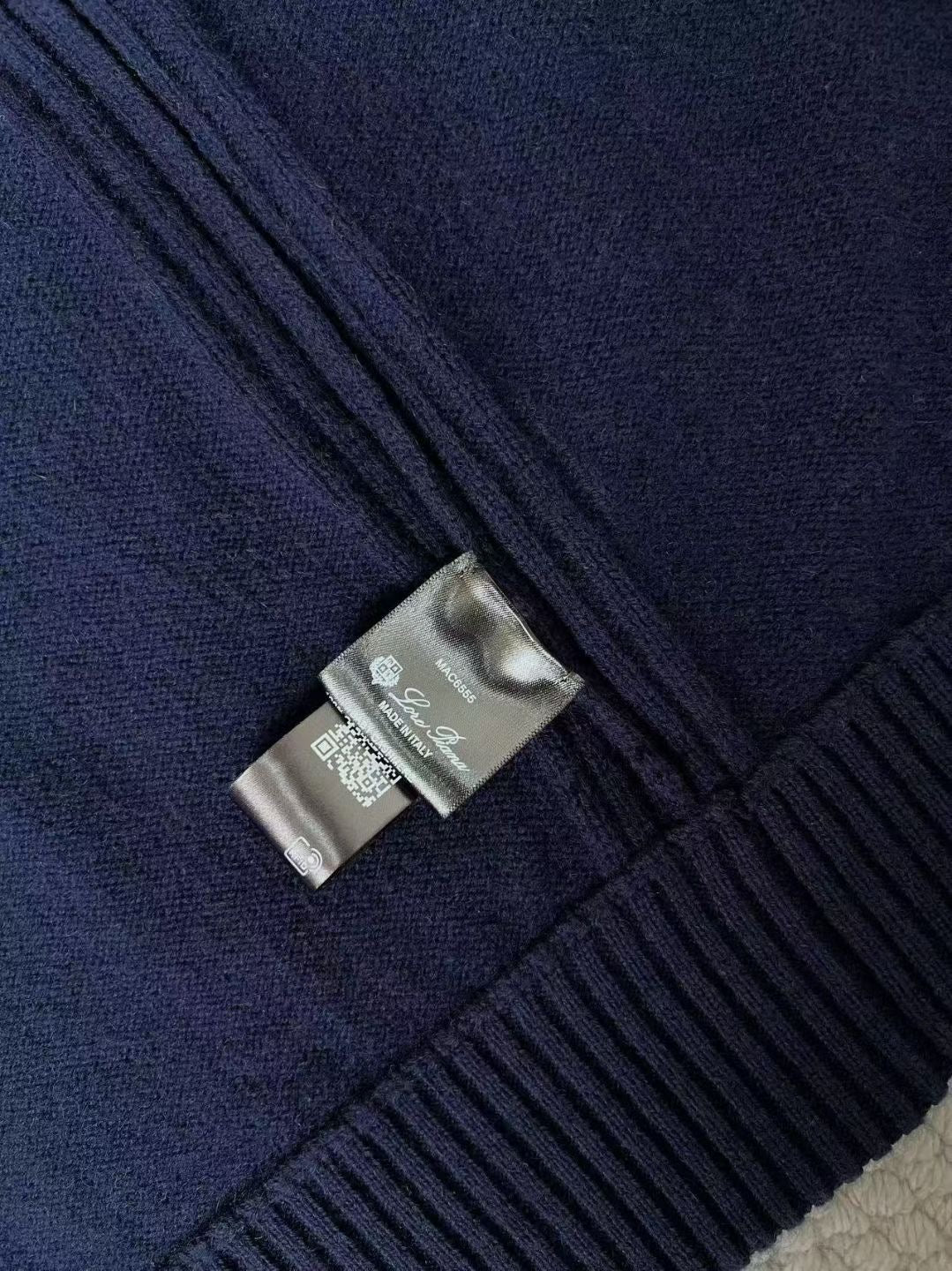 Loro Piana Strickjacke in Dunkelblau