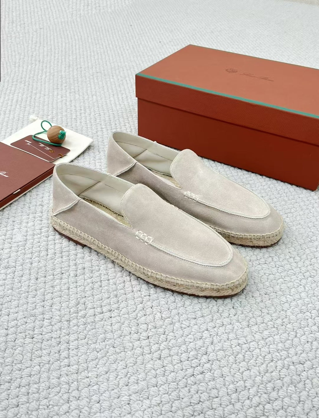 Loro Piana Herren-Espadrilles aus Wildleder in Hellbeige