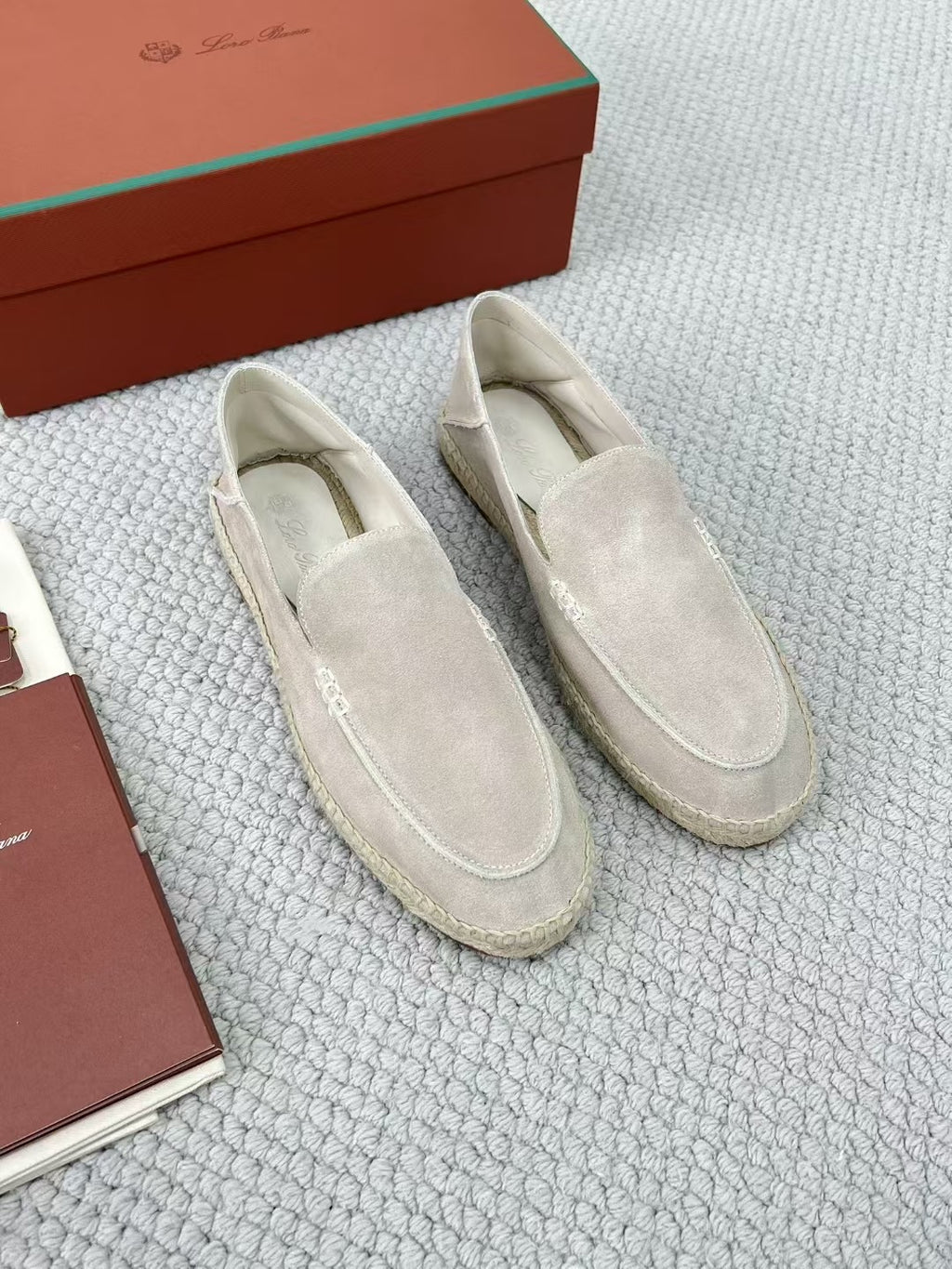Loro Piana Herren-Espadrilles aus Wildleder in Hellbeige