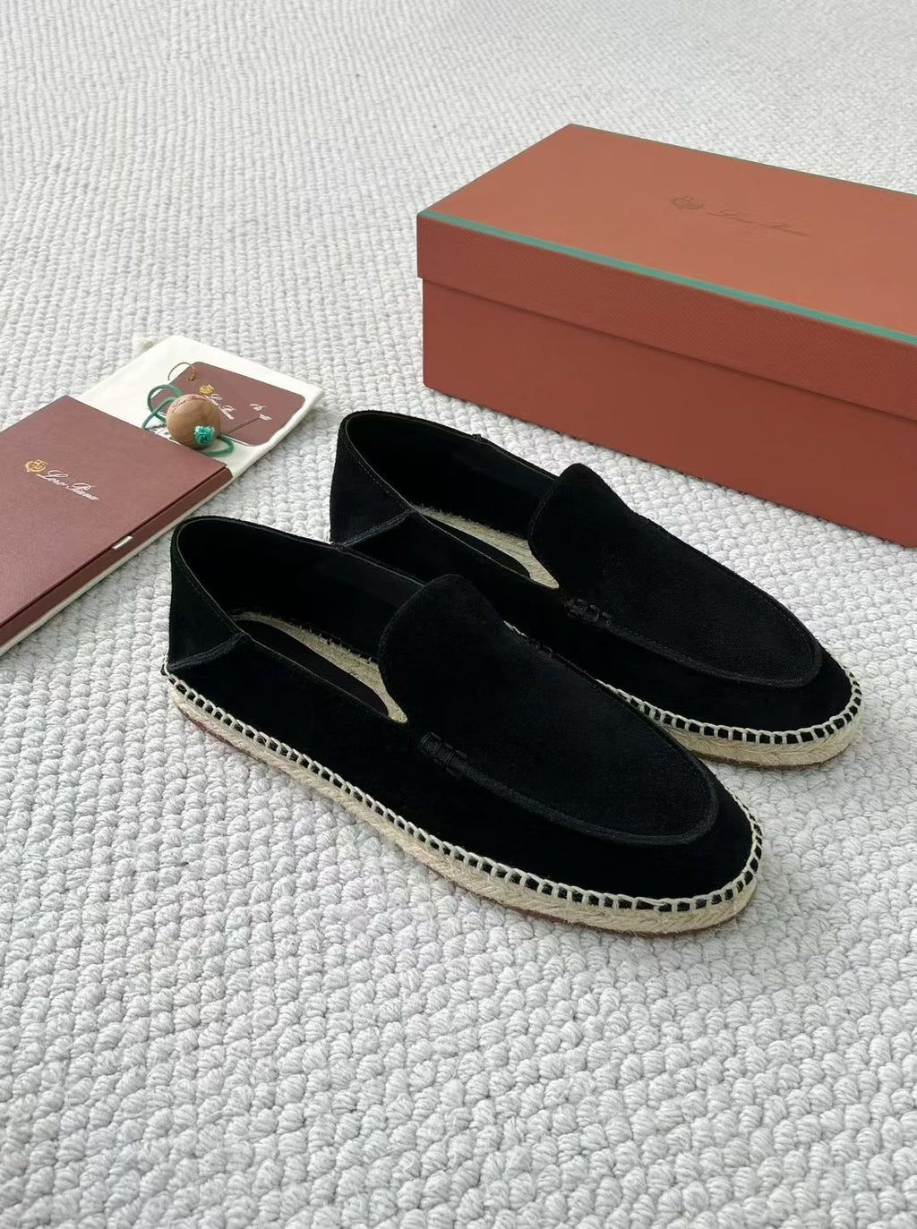Loro Piana Herren-Espadrilles aus Wildleder in Schwarz