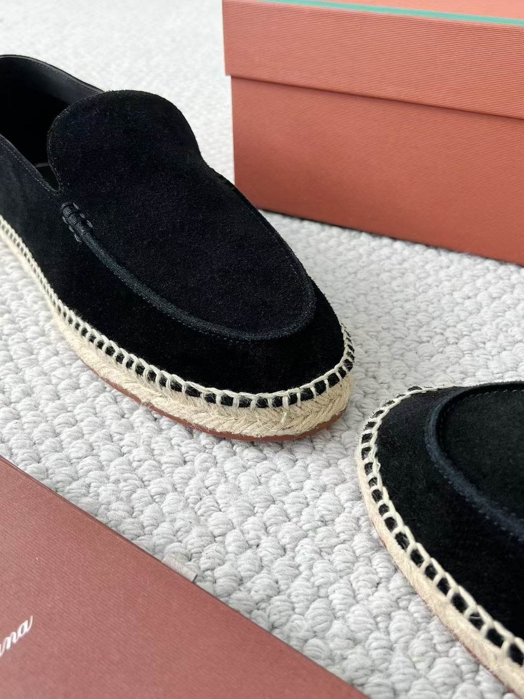 Loro Piana Herren-Espadrilles aus Wildleder in Schwarz
