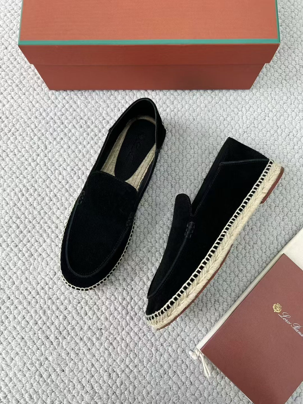Loro Piana Herren-Espadrilles aus Wildleder in Schwarz