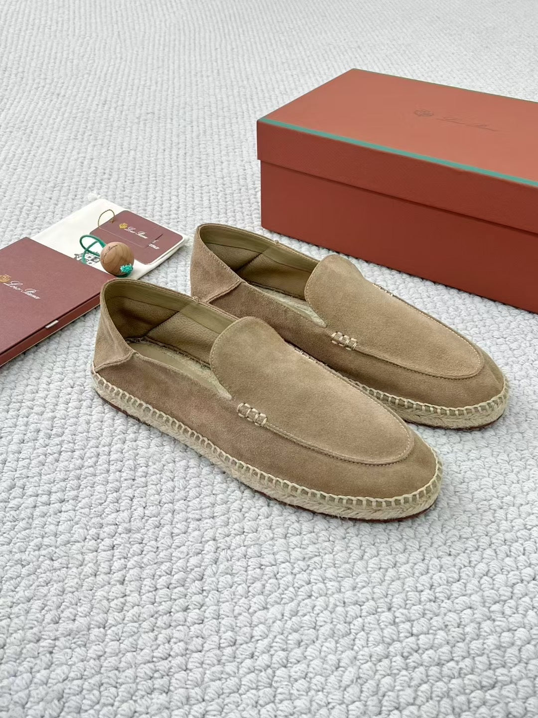 Loro Piana Herren-Espadrilles aus Wildleder in Beige