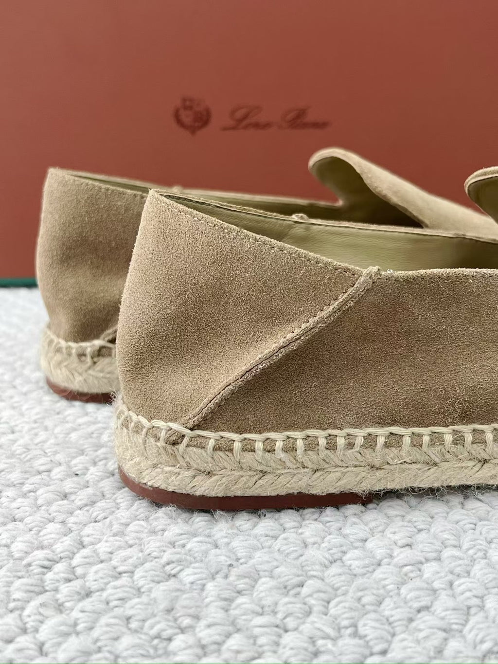 Loro Piana Herren-Espadrilles aus Wildleder in Beige