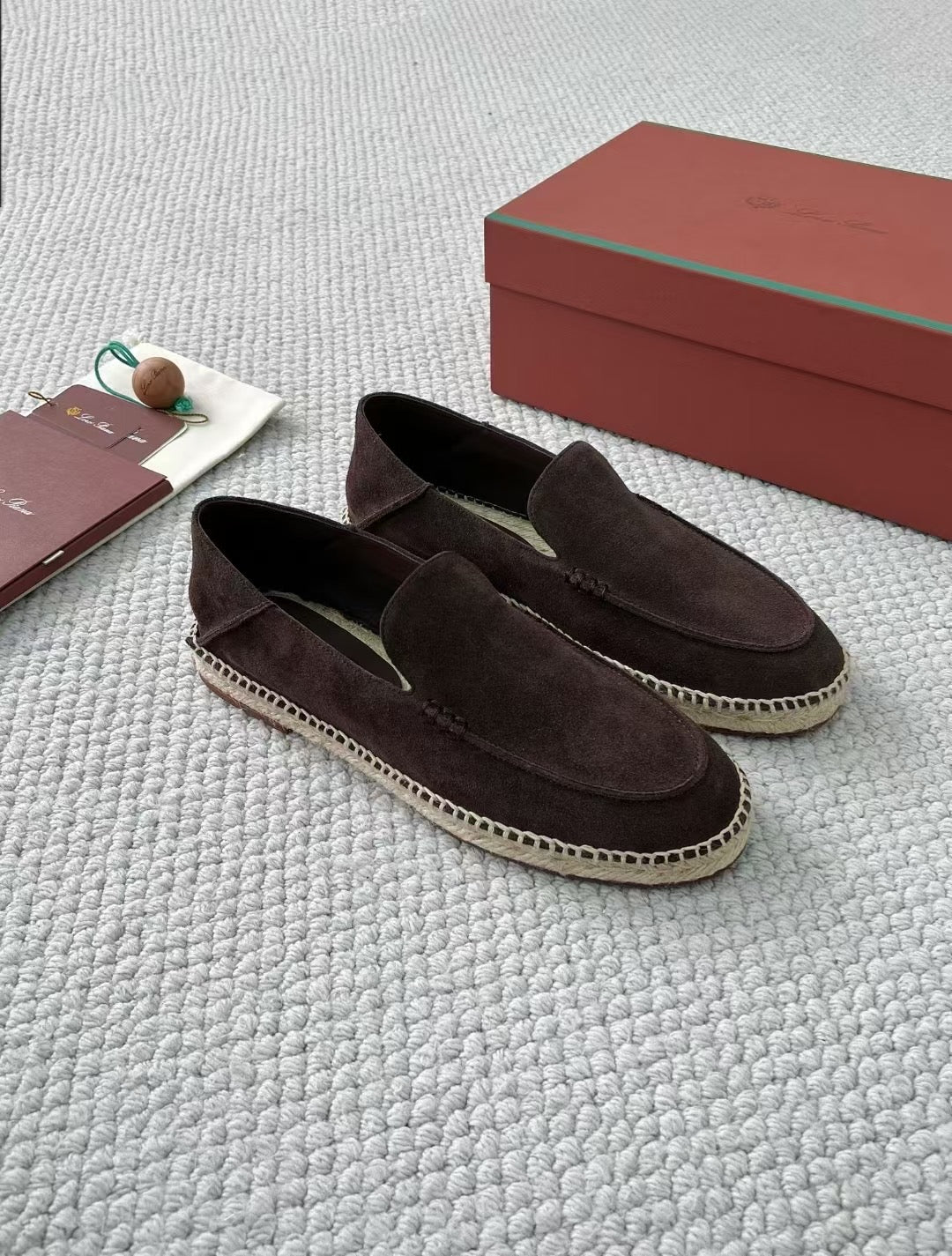 Loro Piana Herren-Espadrilles aus Wildleder in Braun