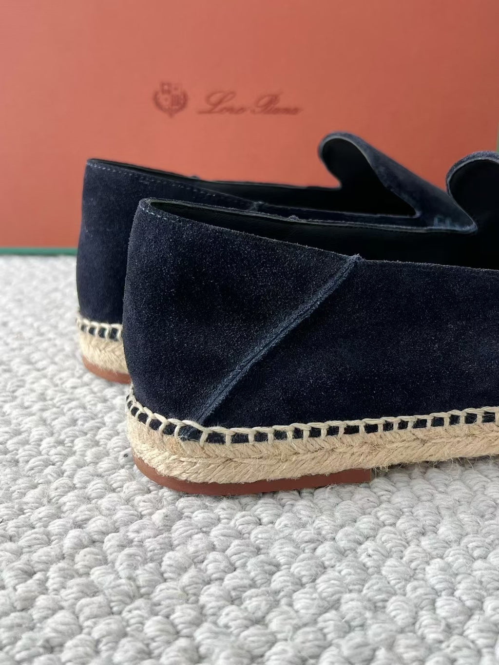 Loro Piana Herren-Espadrilles aus Wildleder in Dunkelblau