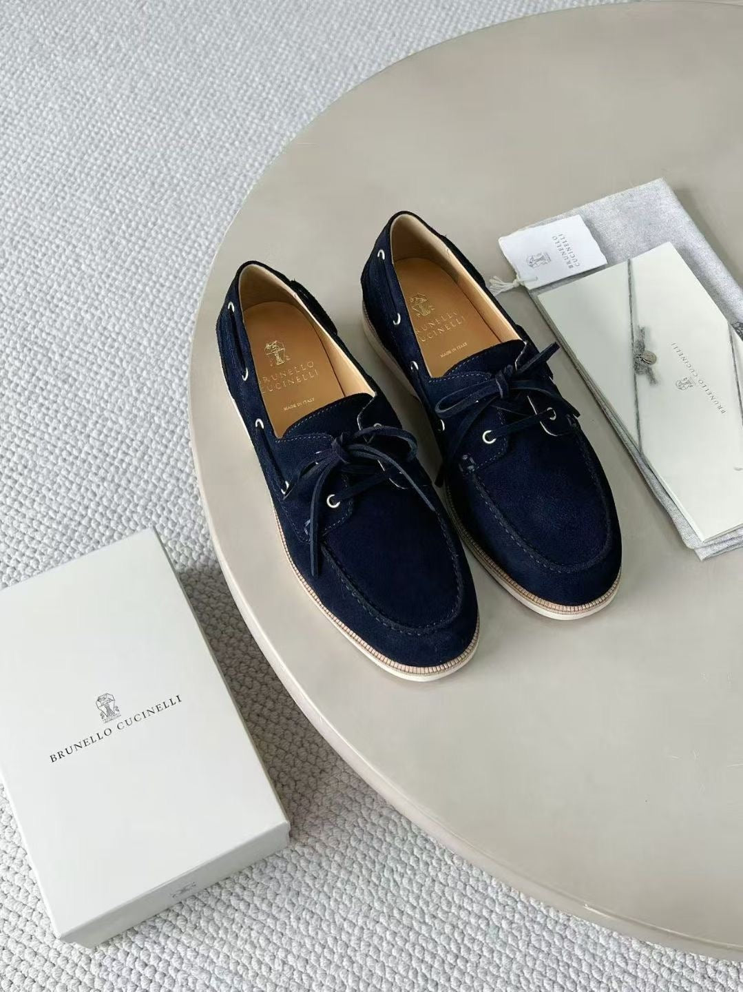 Brunello Cucinelli Herren Wildleder-Loafer in Dunkelblau – Luxuriöse Mokassins