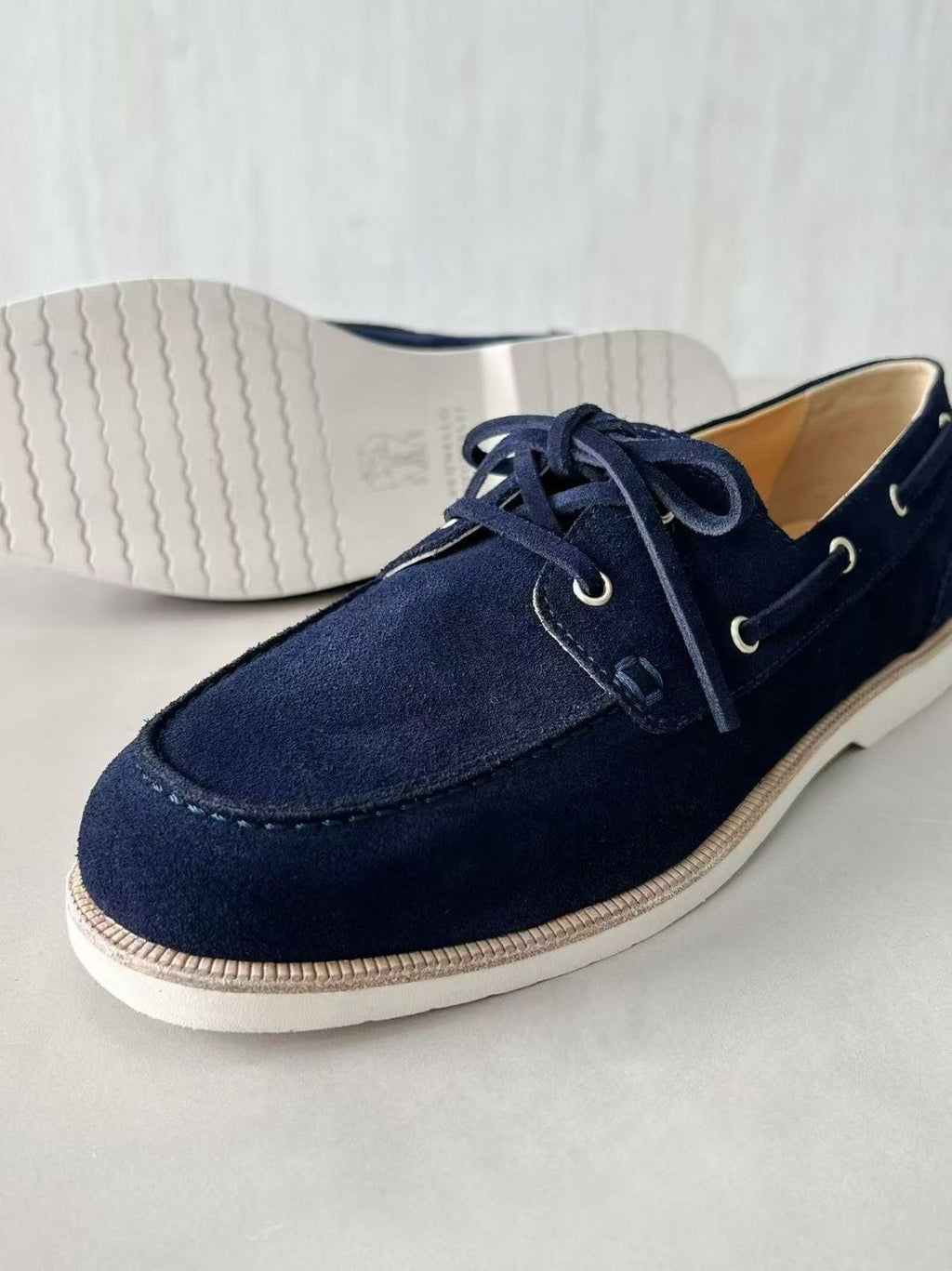Brunello Cucinelli Herren Wildleder-Loafer in Dunkelblau – Luxuriöse Mokassins