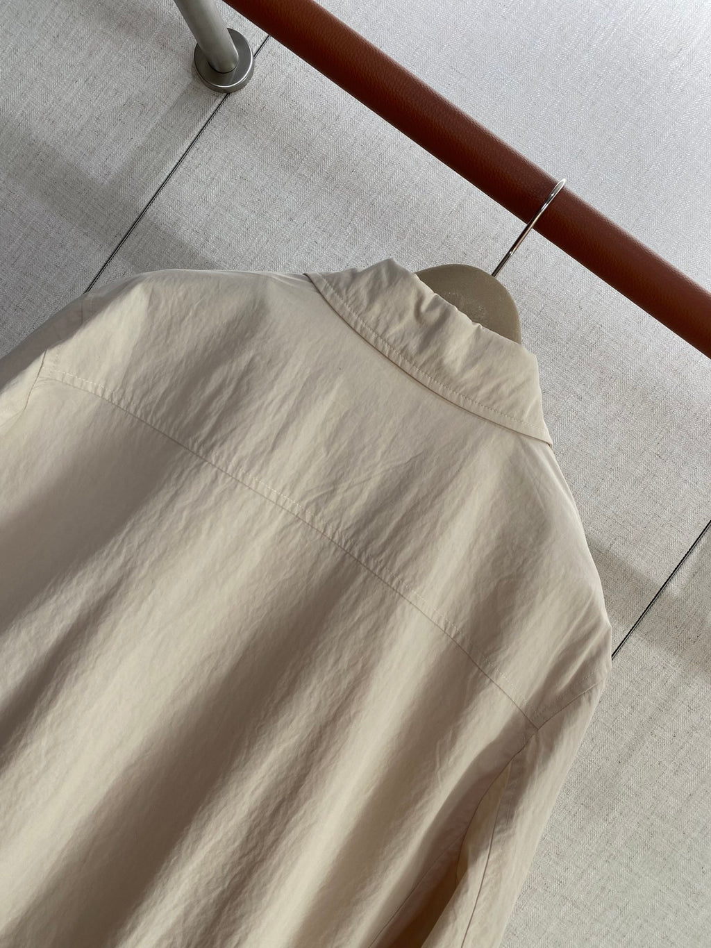 Brunello Cucinelli Hellbeige Herrenjacke – Leichte Übergangsjacke mit Druckknöpfen