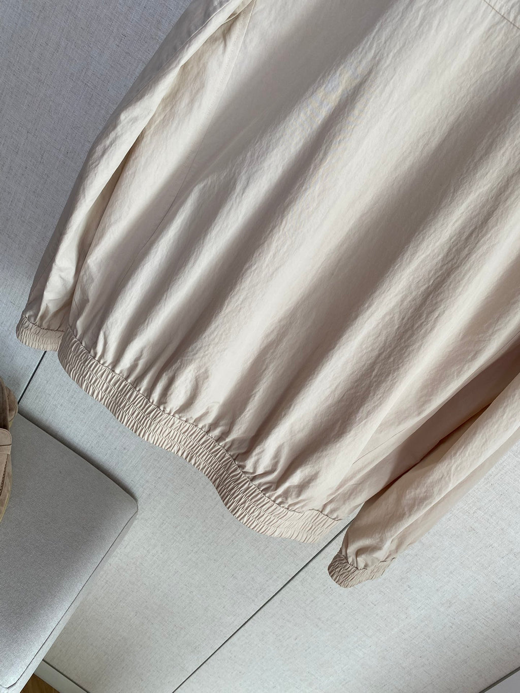 Brunello Cucinelli Hellbeige Herrenjacke – Leichte Übergangsjacke mit Druckknöpfen