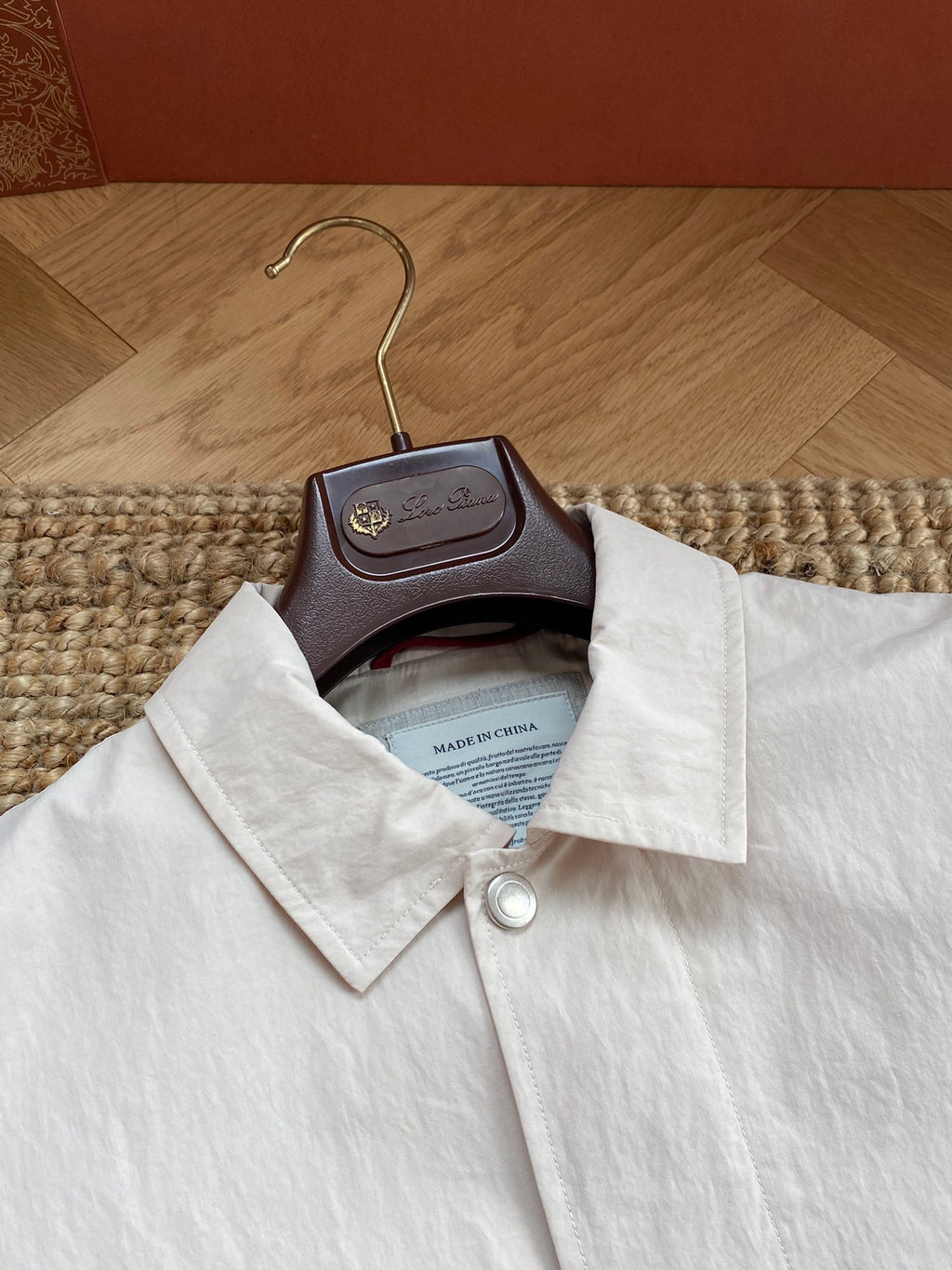 Brunello Cucinelli Hellbeige Herrenjacke – Leichte Übergangsjacke mit Druckknöpfen