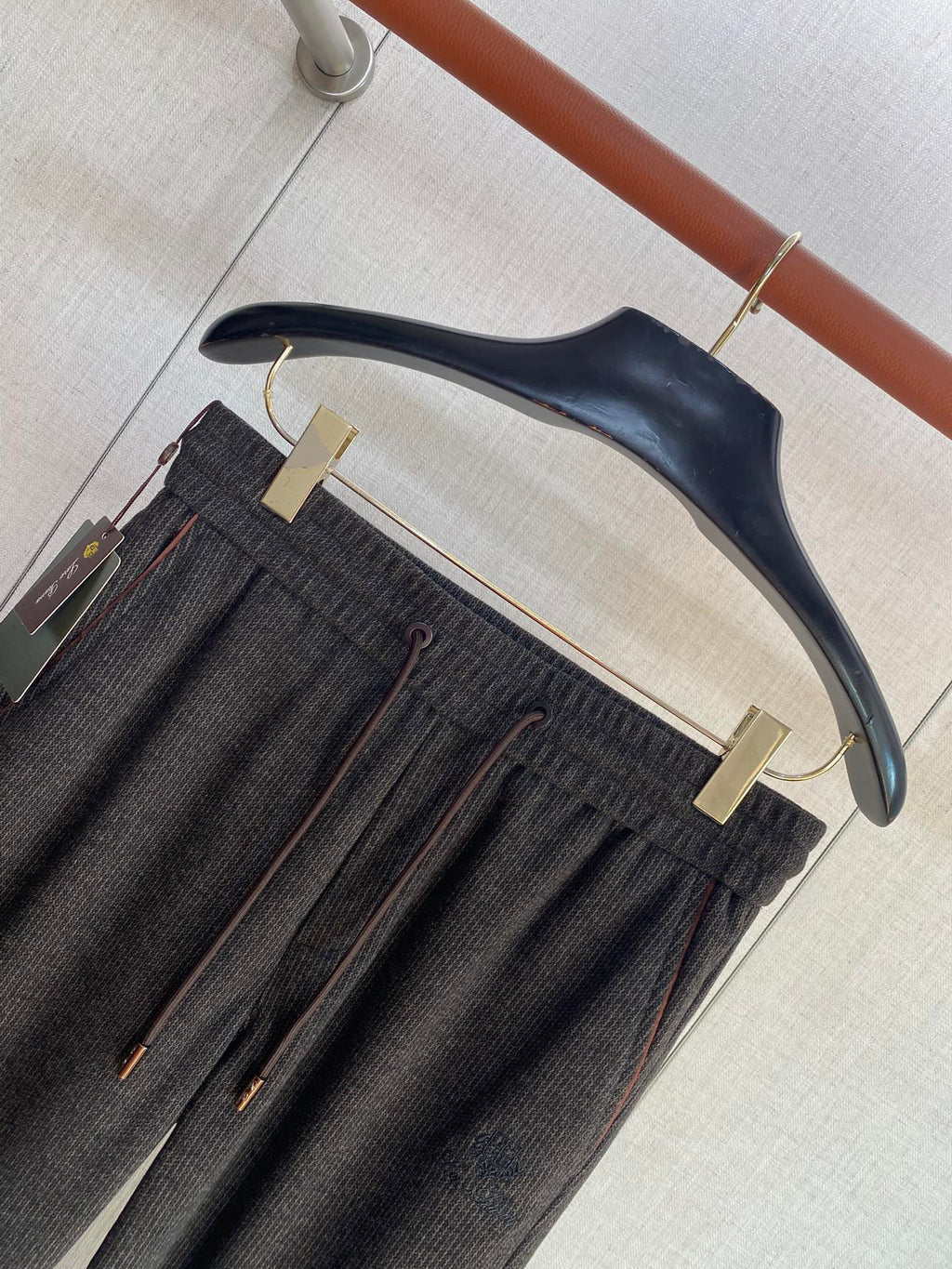 Loro Piana Loungehose Dunkelgrau – Weiche Freizeit- und Relaxhose mit Kordelzug