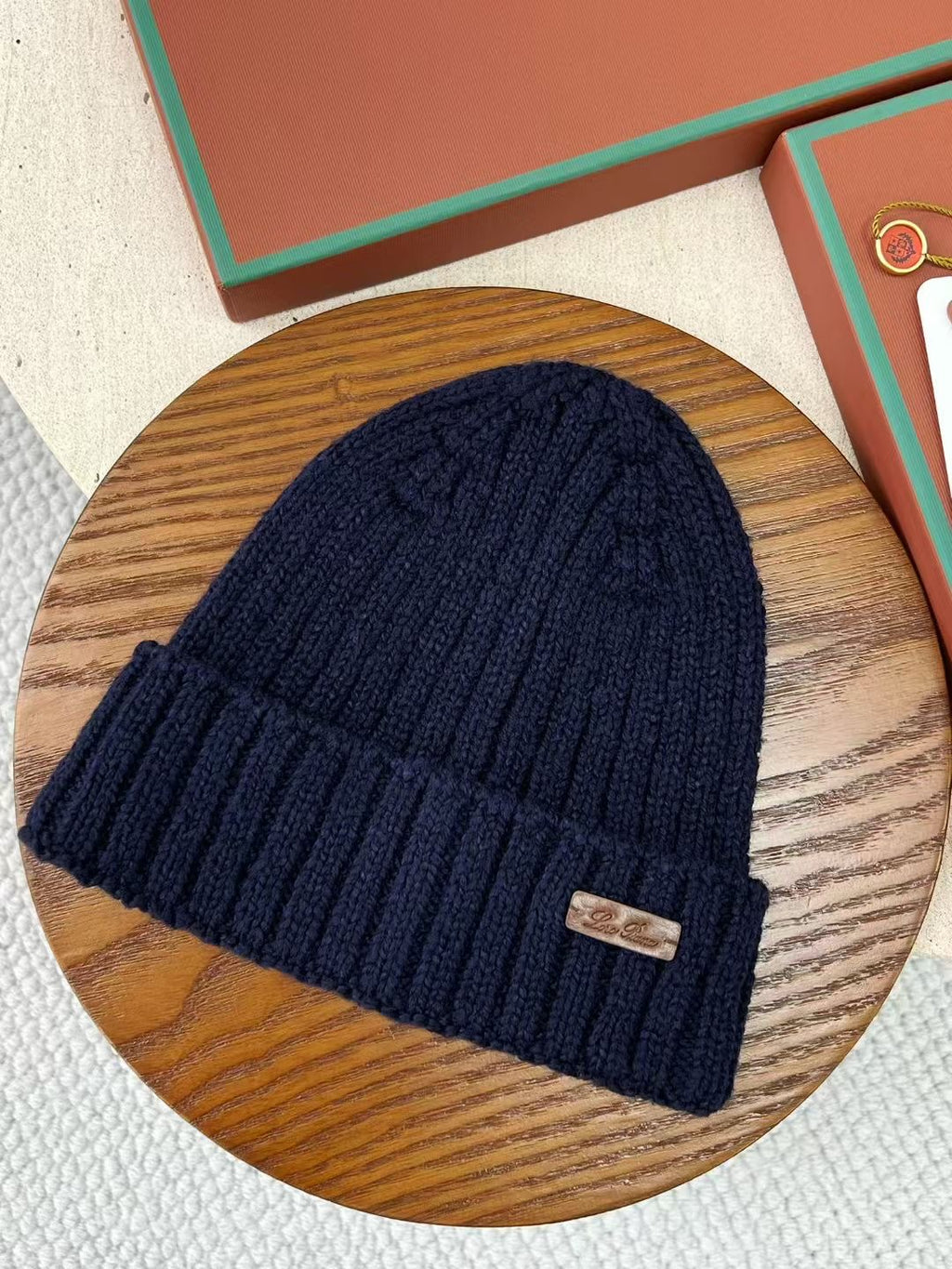 Lora Piana Strickmütze aus Wolle – Wintermütze in Dunkelblau mit Umschlag