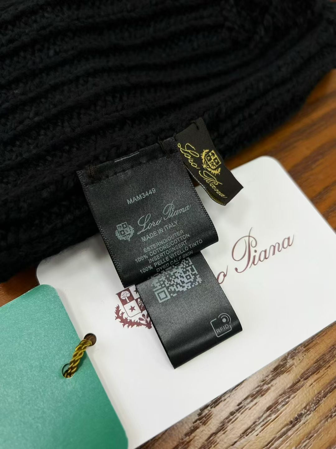 Loro Piana – Schwarzes Beanie aus Baumwolle mit Kalbsleder-Insert