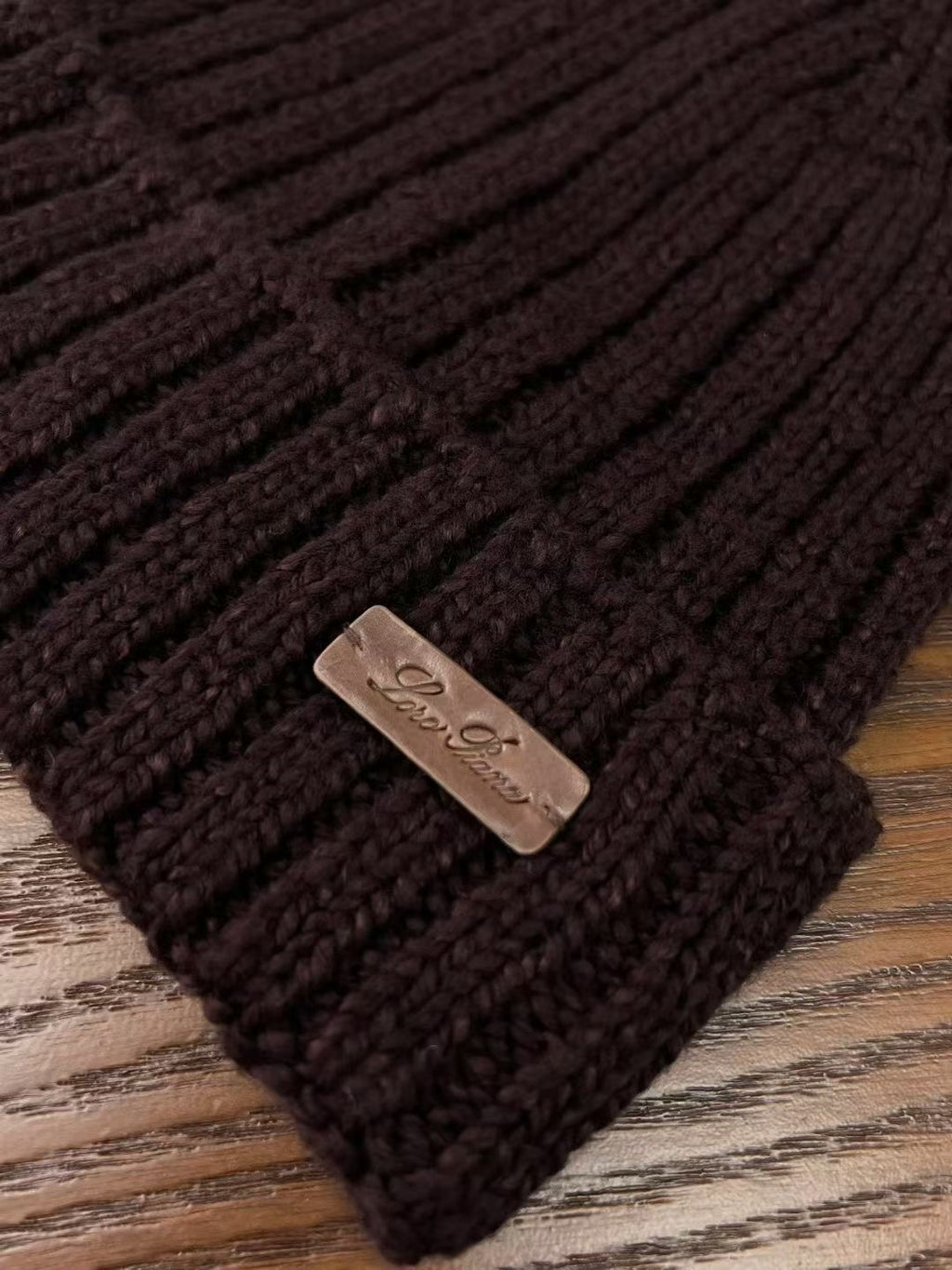 Loro Piana – Dunkelbraunes Beanie aus Baumwolle mit Kalbsleder-Insert