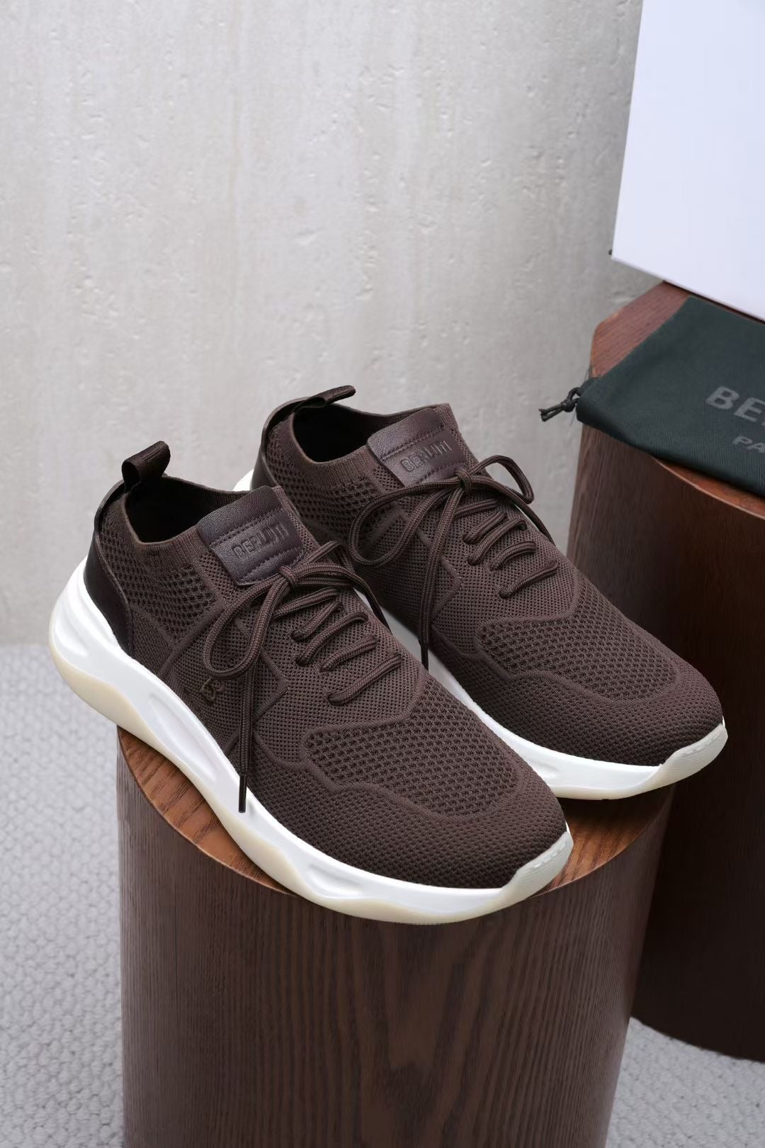 Berluti – Braune Sneaker aus Venezia-Leder mit weißer Sohle