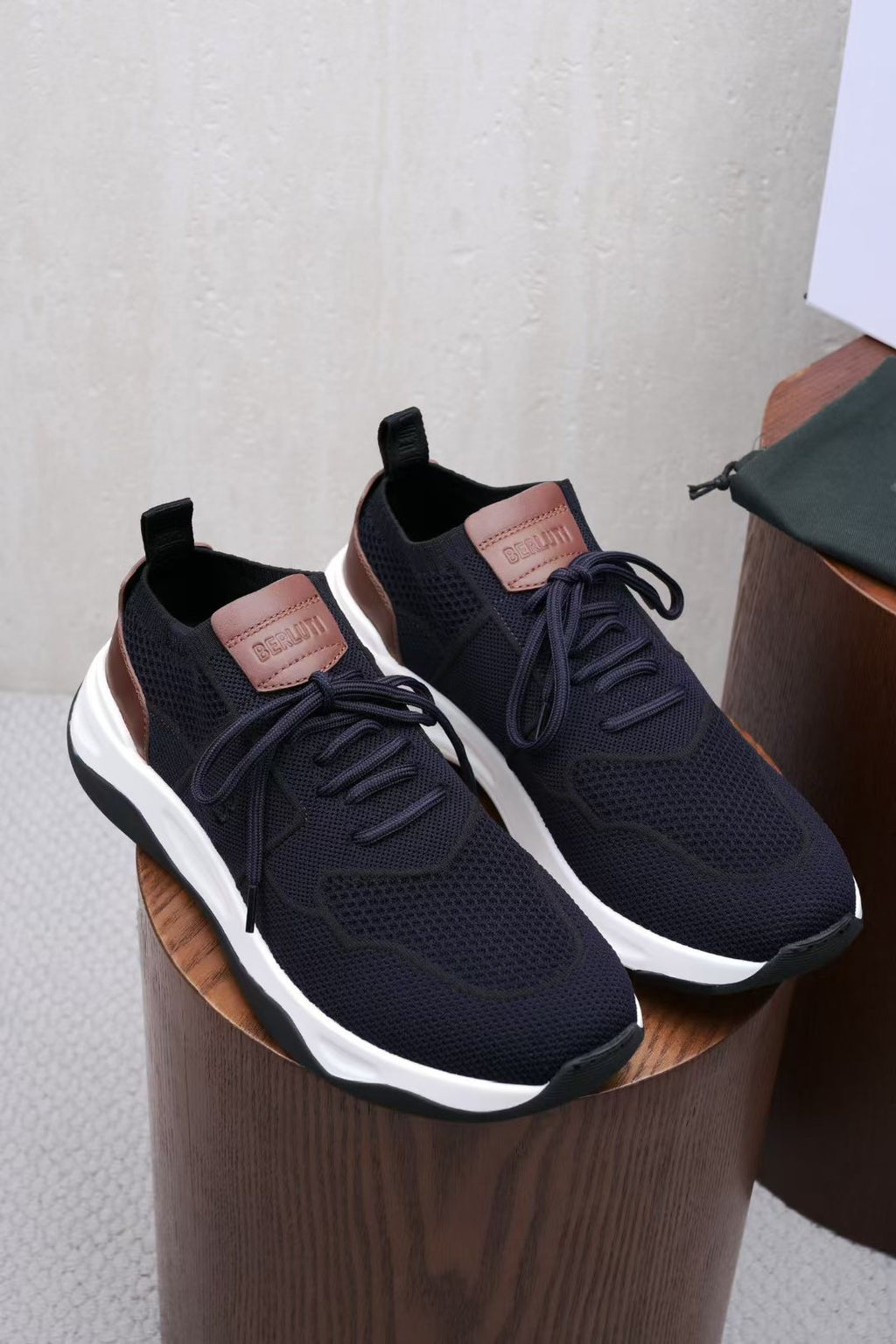 Berluti – Schwarze Sneaker mit Venezia-Leder und Mesh-Details