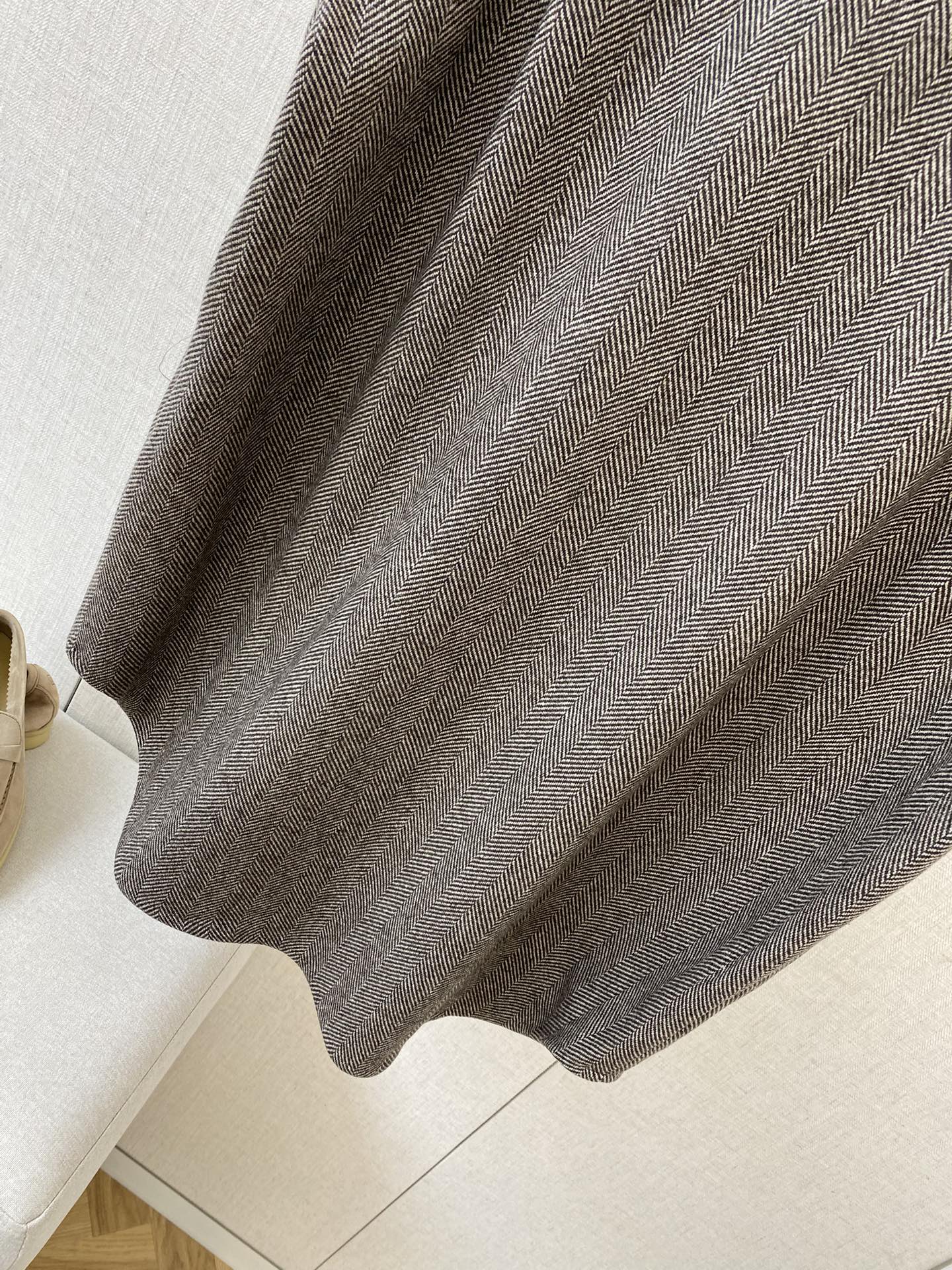 Loro Piana Dunkelgraues Herren Hemd mit Knopfleiste und Brusttaschen aus Baumwollmix