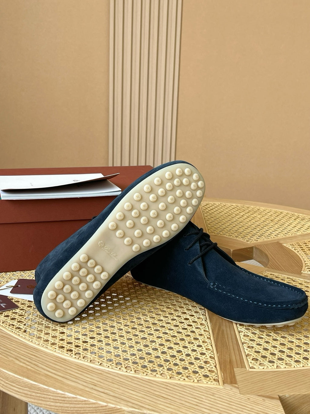 Loro Piana – Elegante Chukka-Boots aus Wildleder in Navy